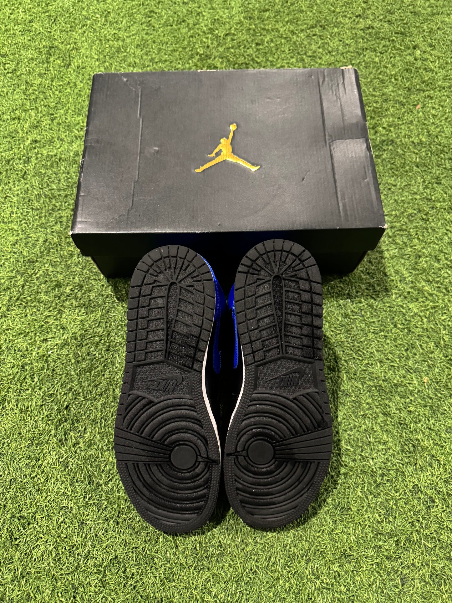 Jordan 1 Mid Hyper Royal (6Y)