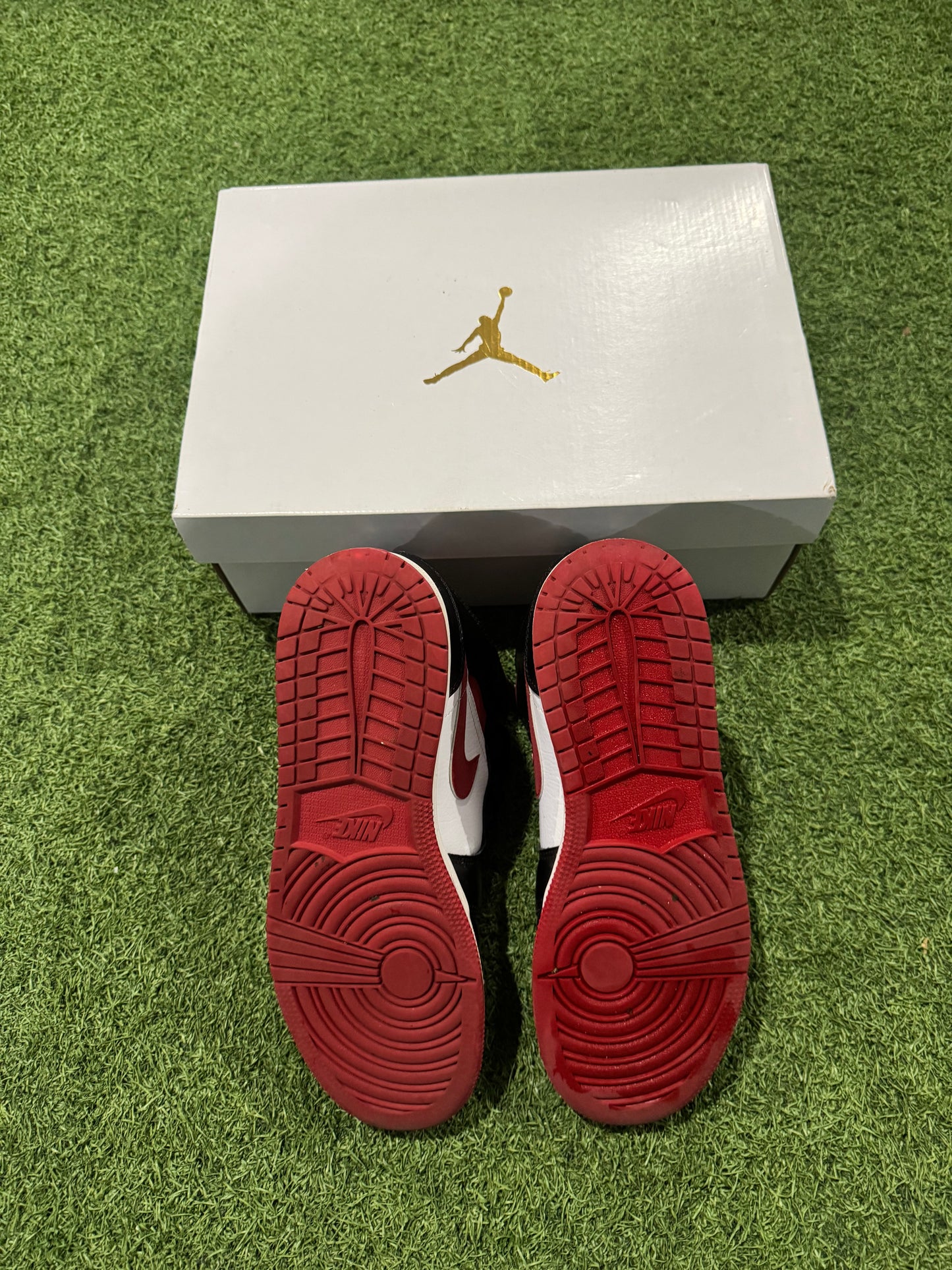 Jordan 1 Mid Gym Red White Black (6Y)