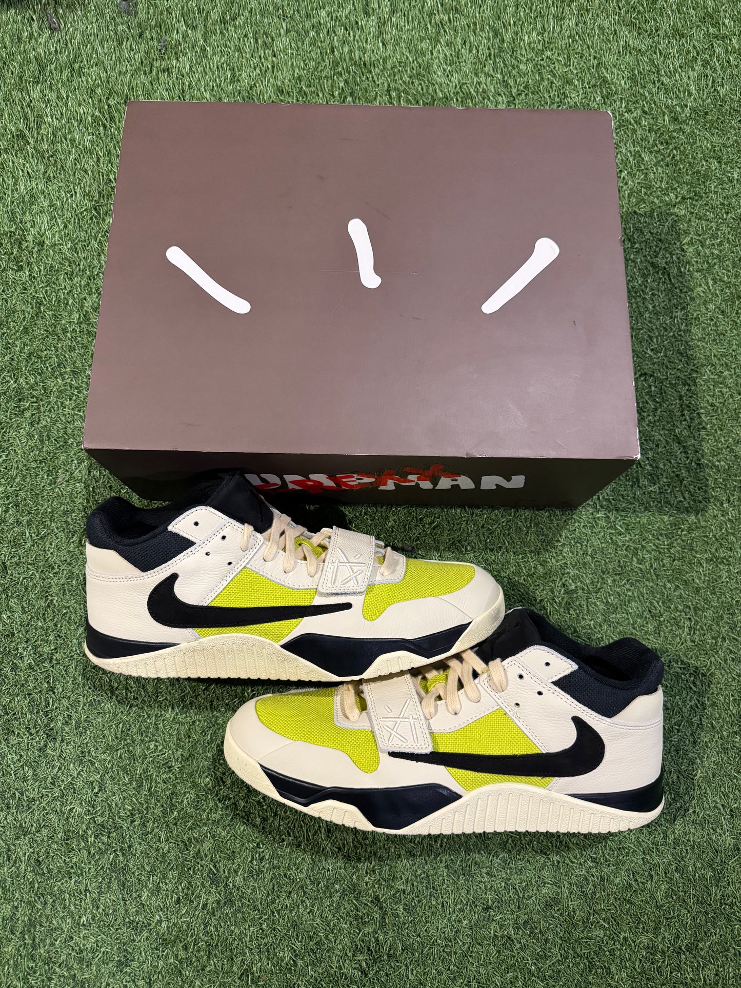 Travis Scott Jumpman Jack Bright Cactus (13)
