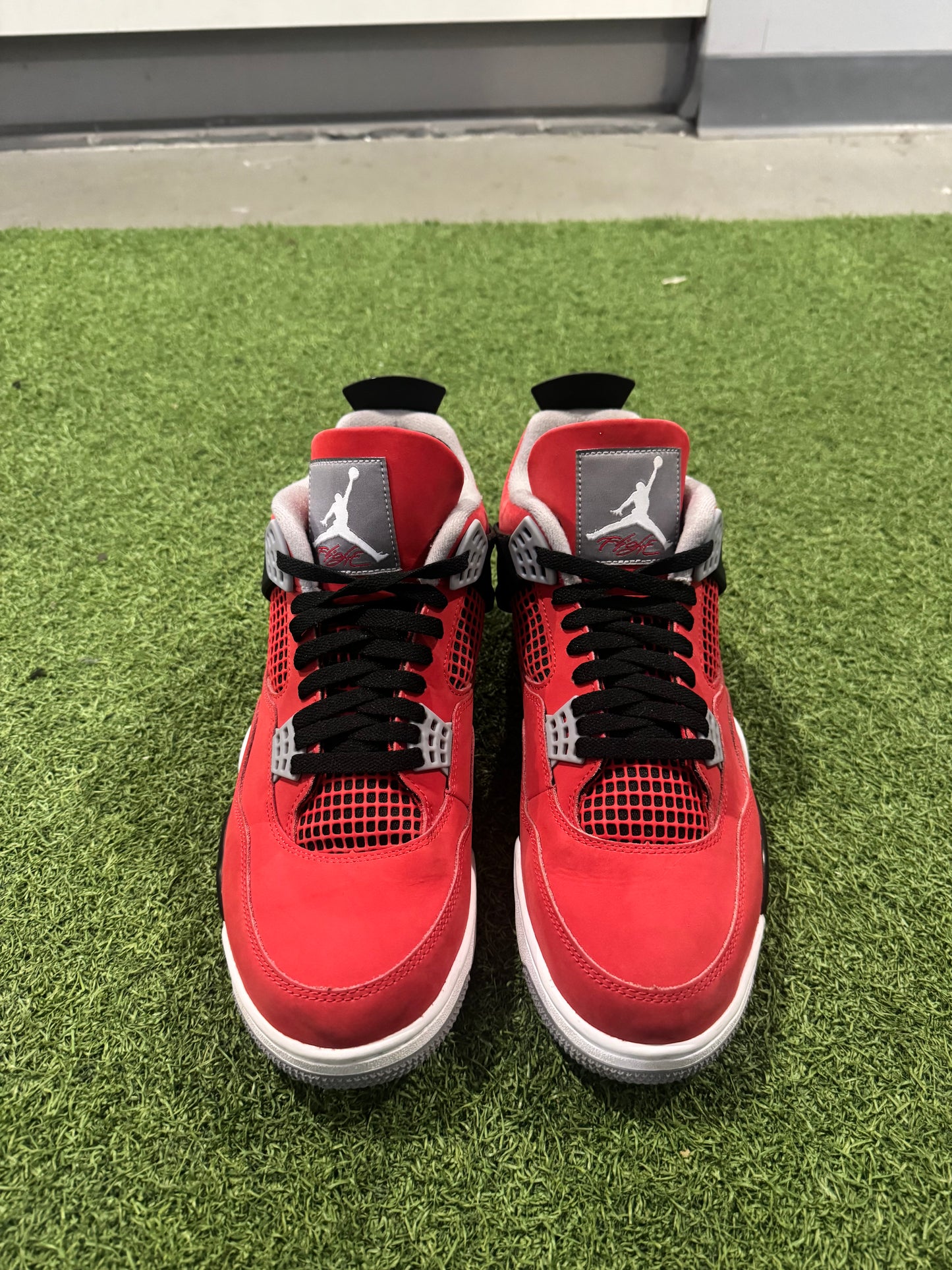 Jordan 4 Toro Bravo (12)