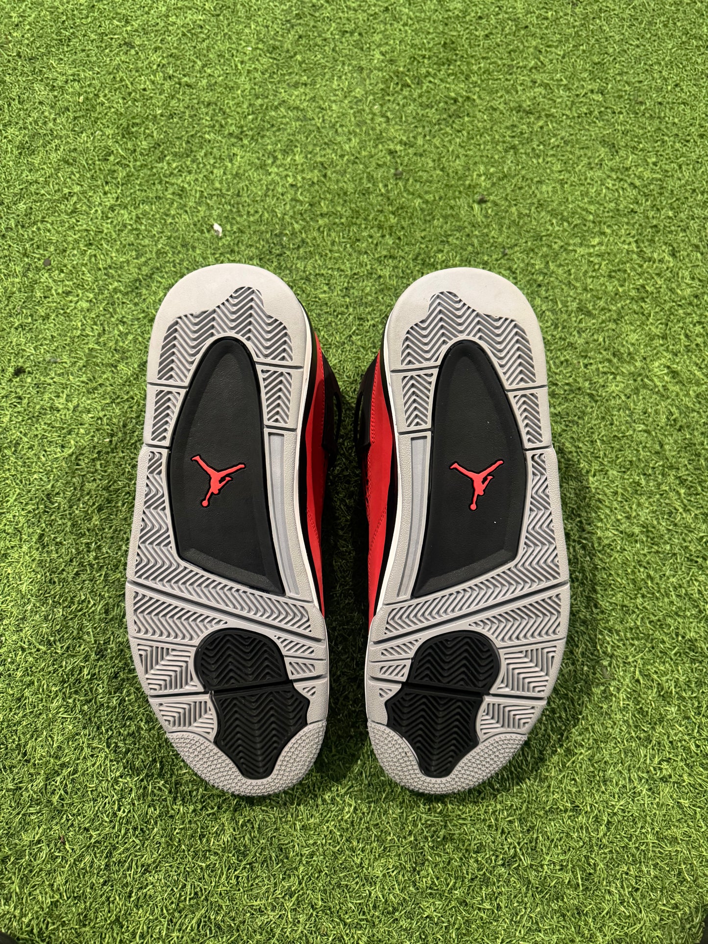 Jordan 4 Toro Bravo (12)