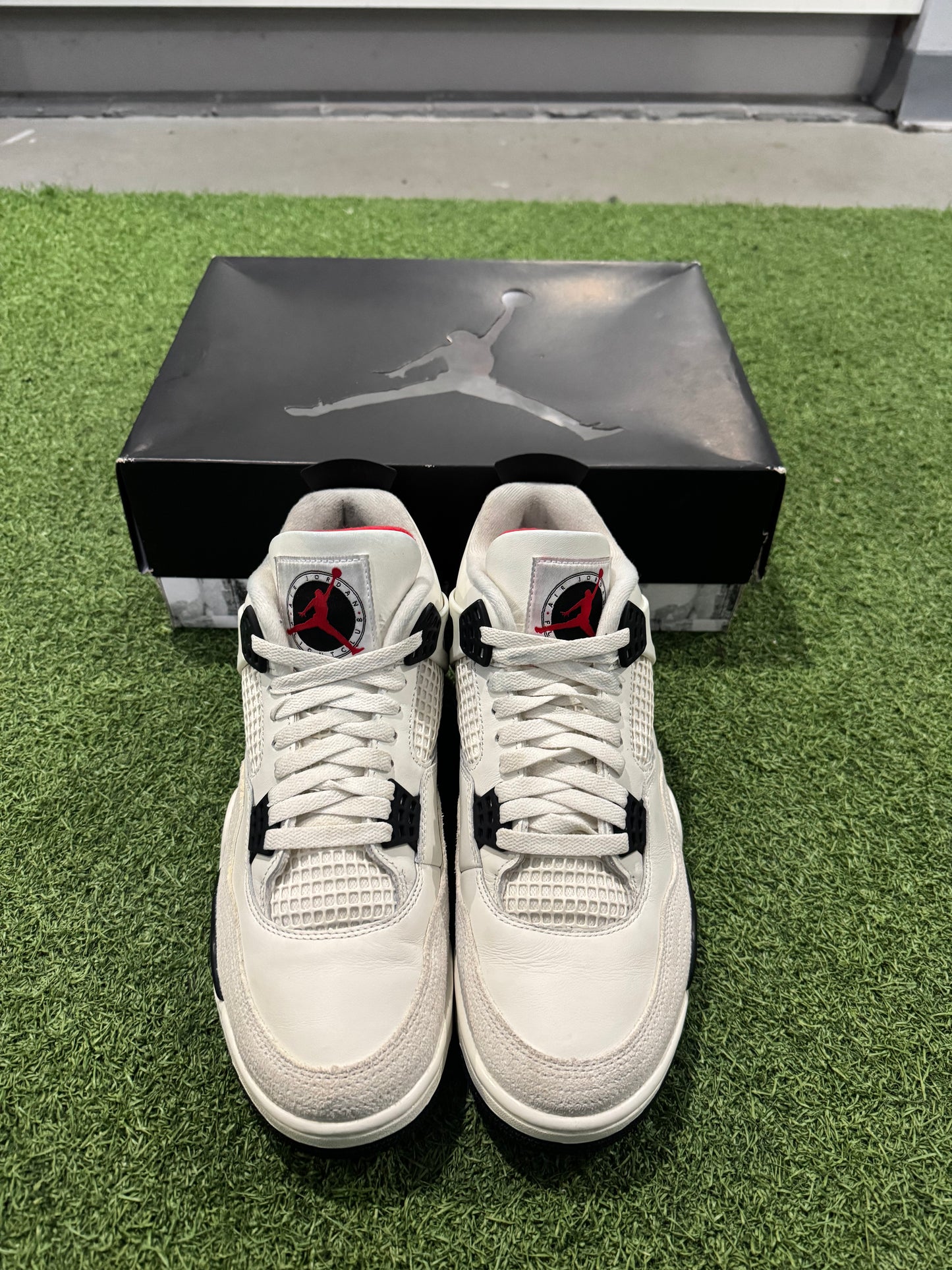 Jordan 4 Flight Club (10.5)