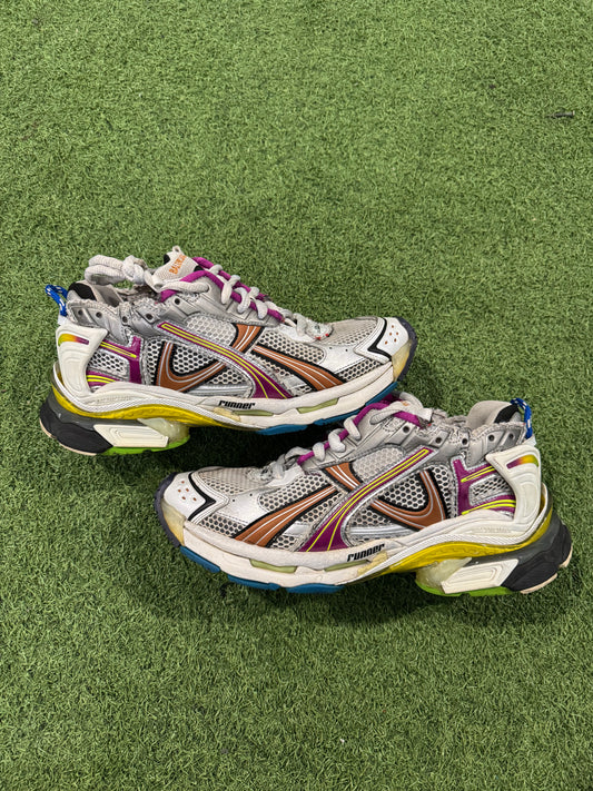 Balenciaga Runner Multicolor (9.5)