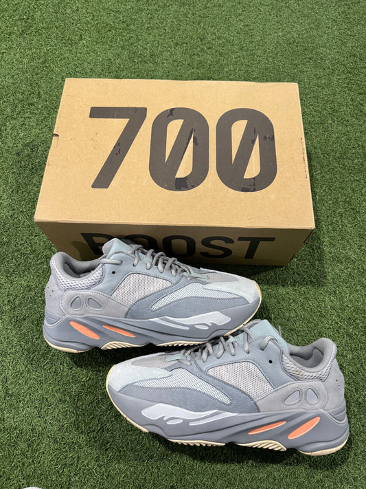 Yeezy 700 Inertia (12.5)