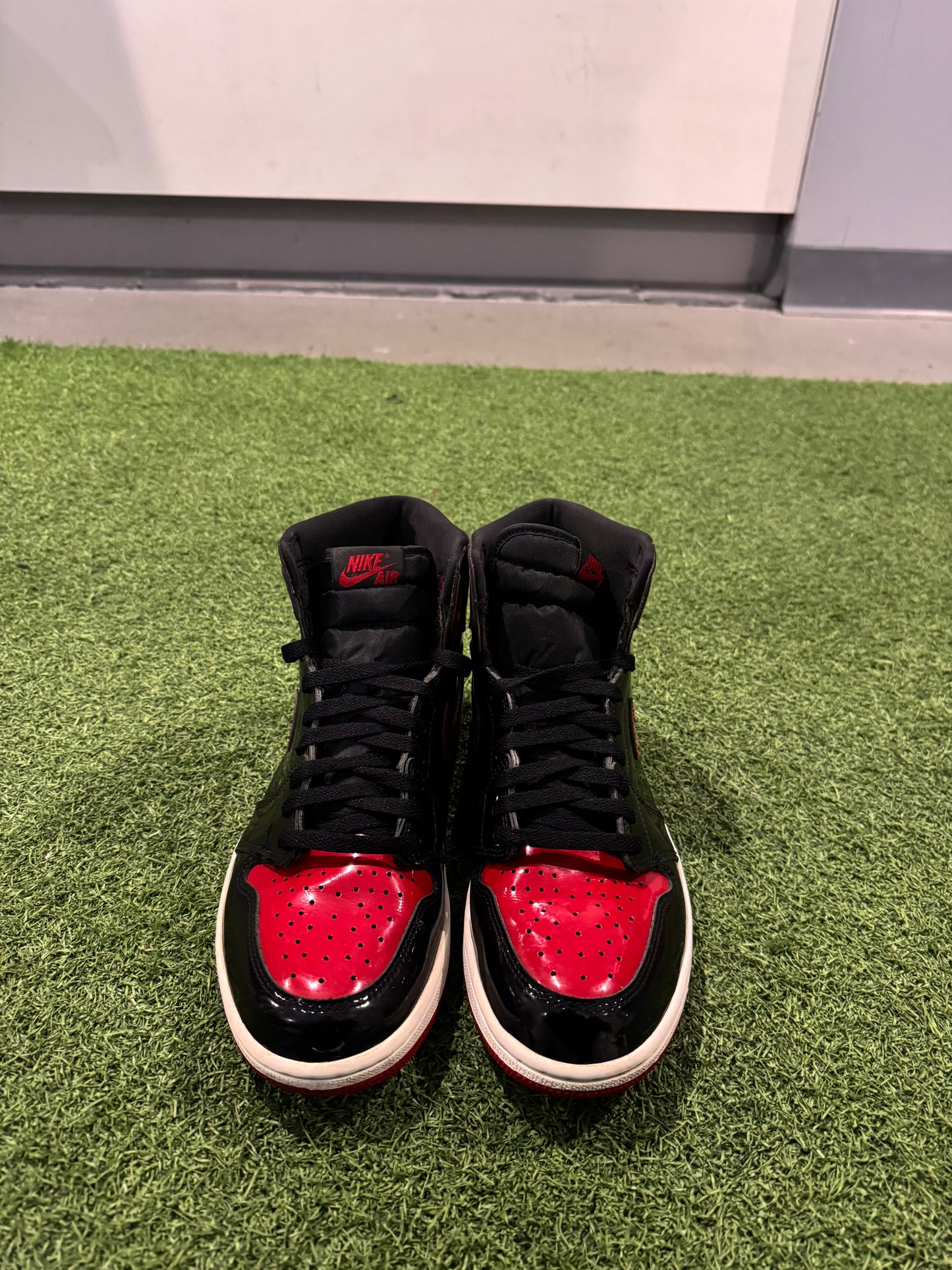 Jordan 1 Patent Bred (10)