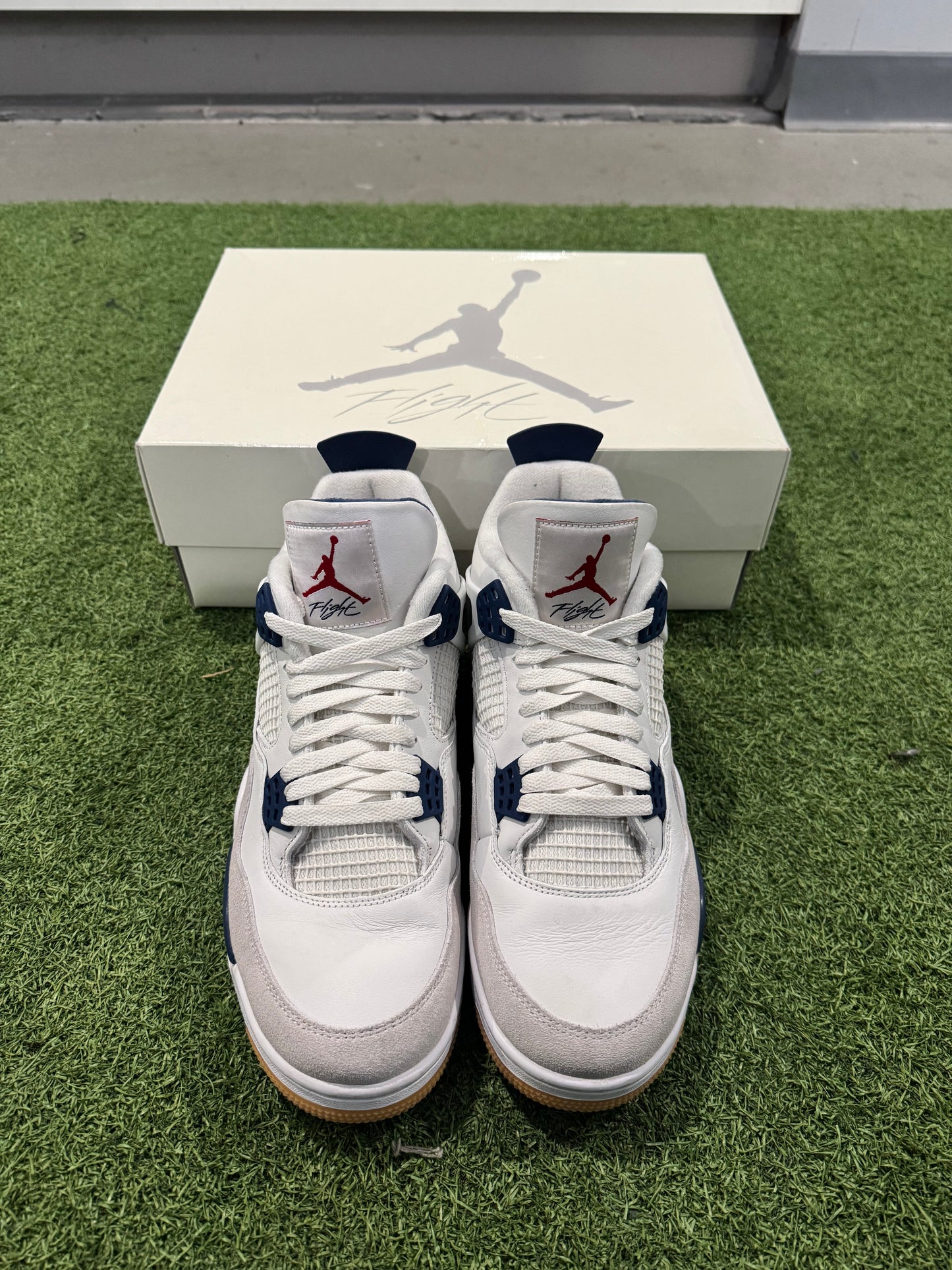 Jordan 4 SB Navy (11)