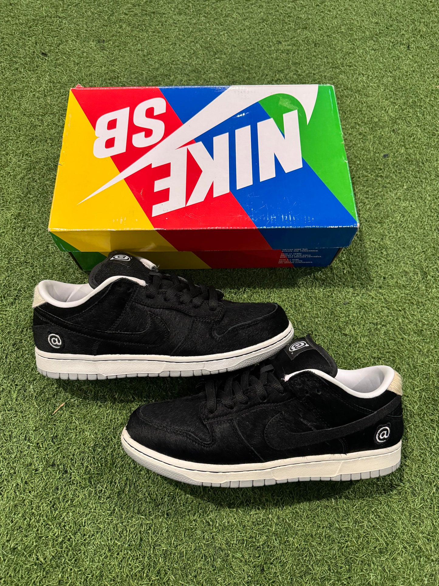 Dunk Low SB Medicom Toy (8.5)