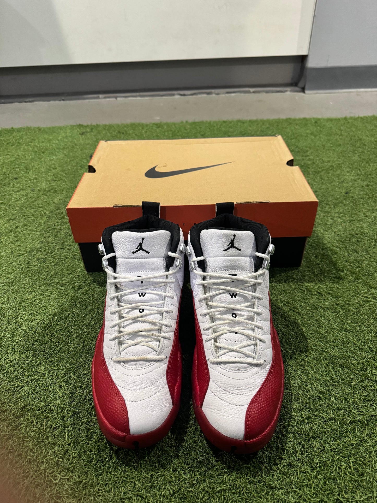 Jordan 12 Cherry (10)