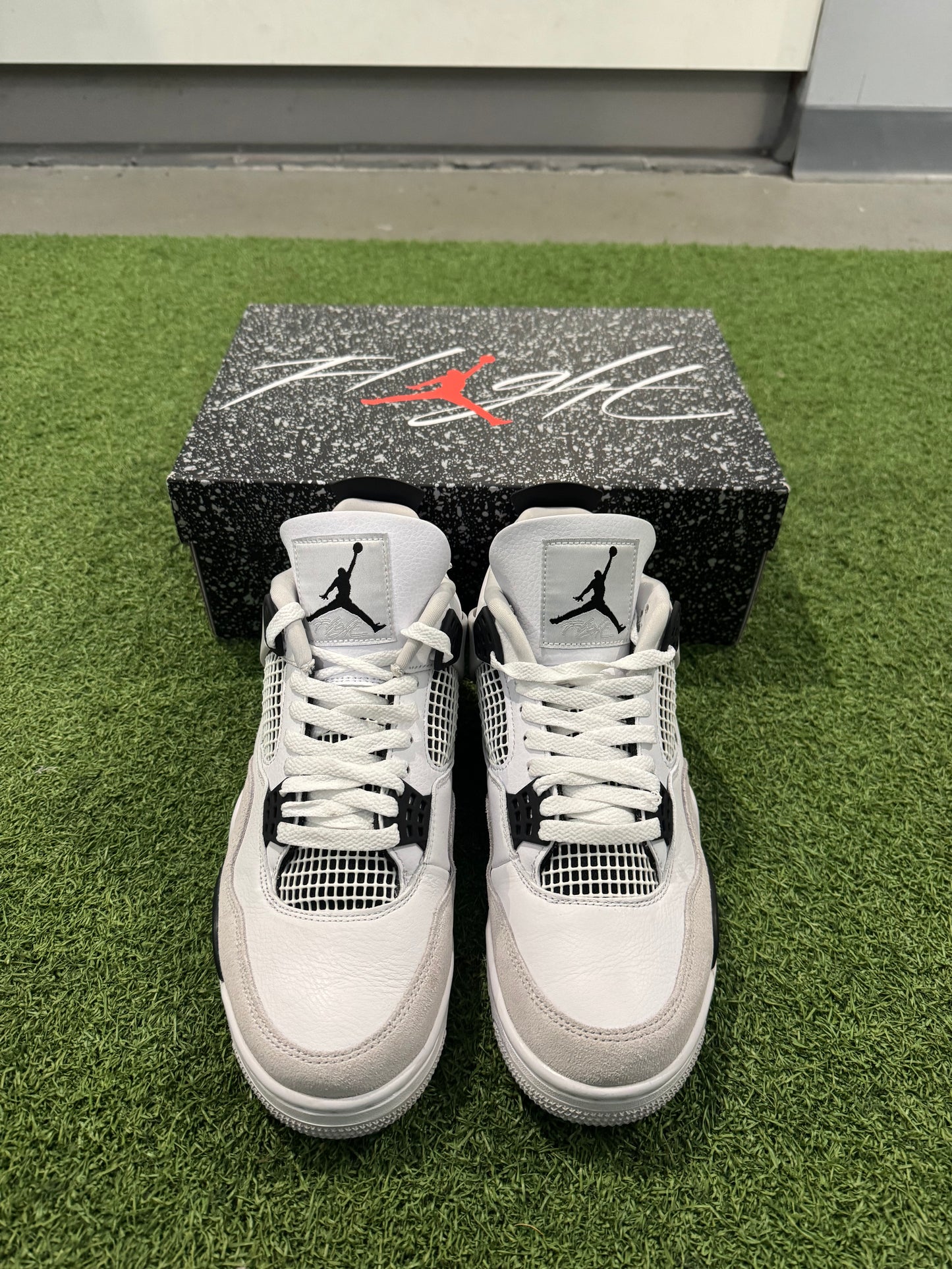 Jordan 4 Military Black (9)