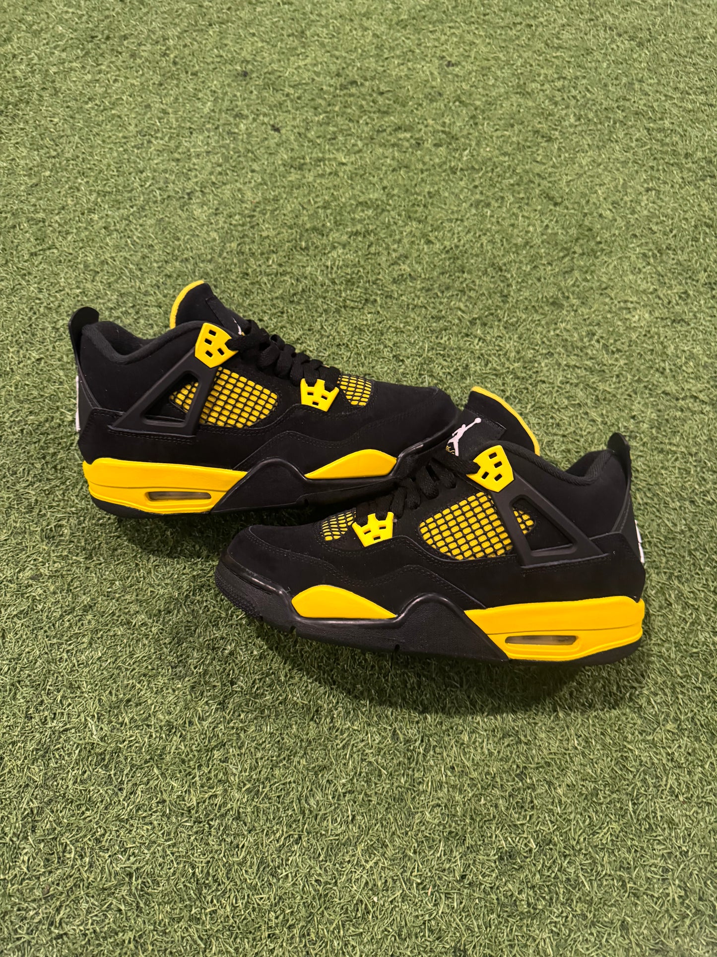 Jordan 4 Thunder (6Y)