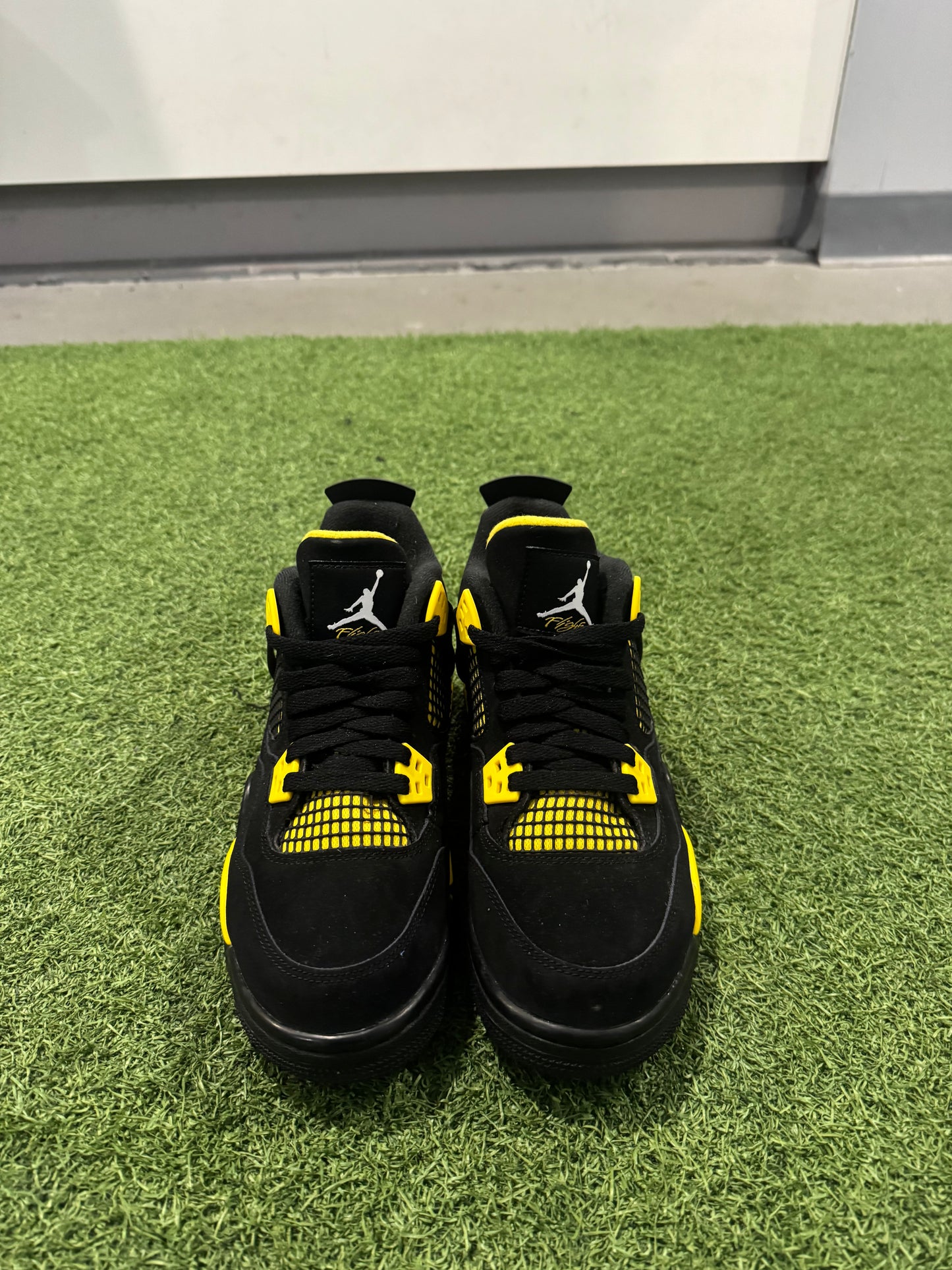 Jordan 4 Thunder (6Y)
