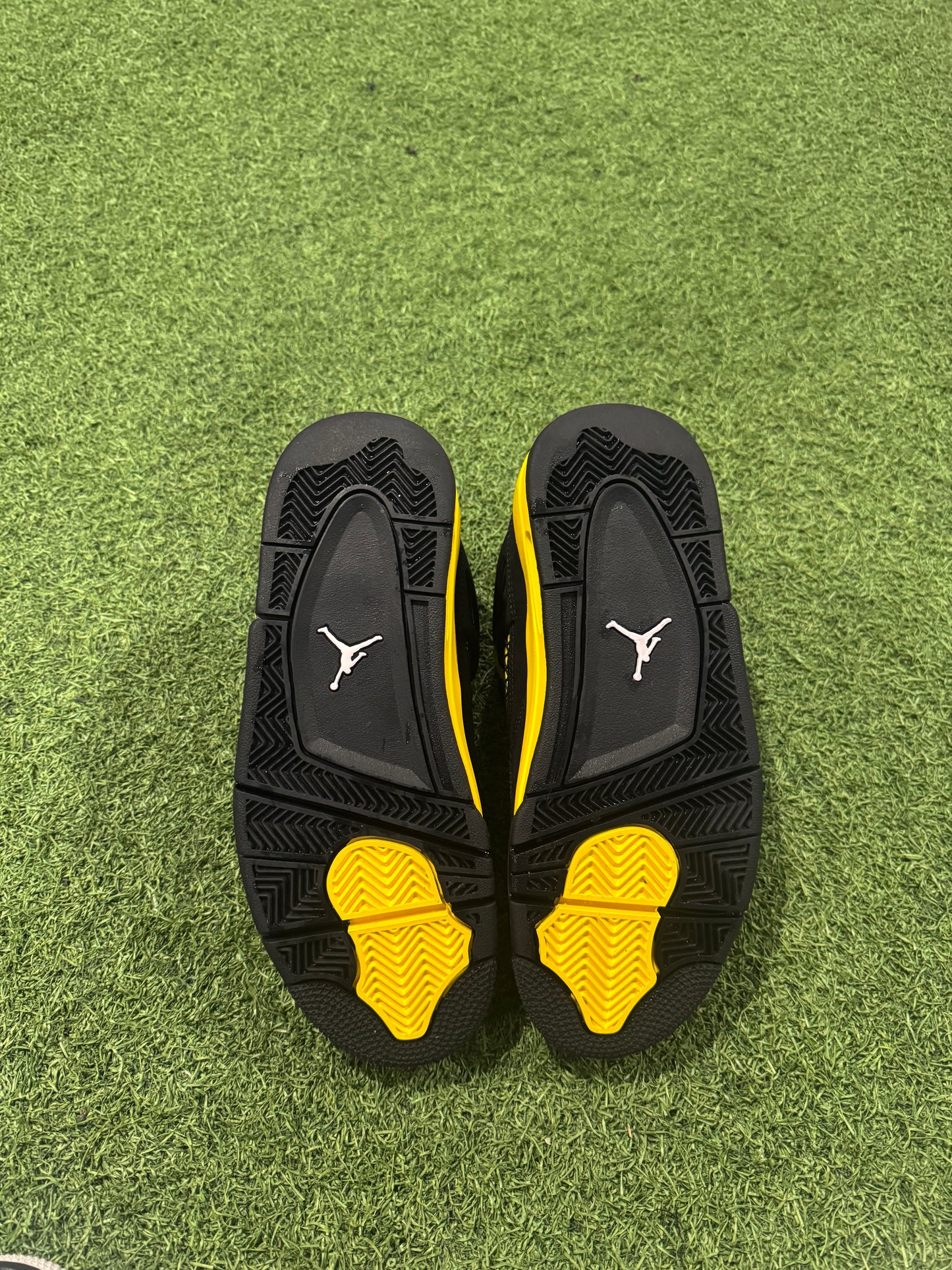 Jordan 4 Thunder (6Y)