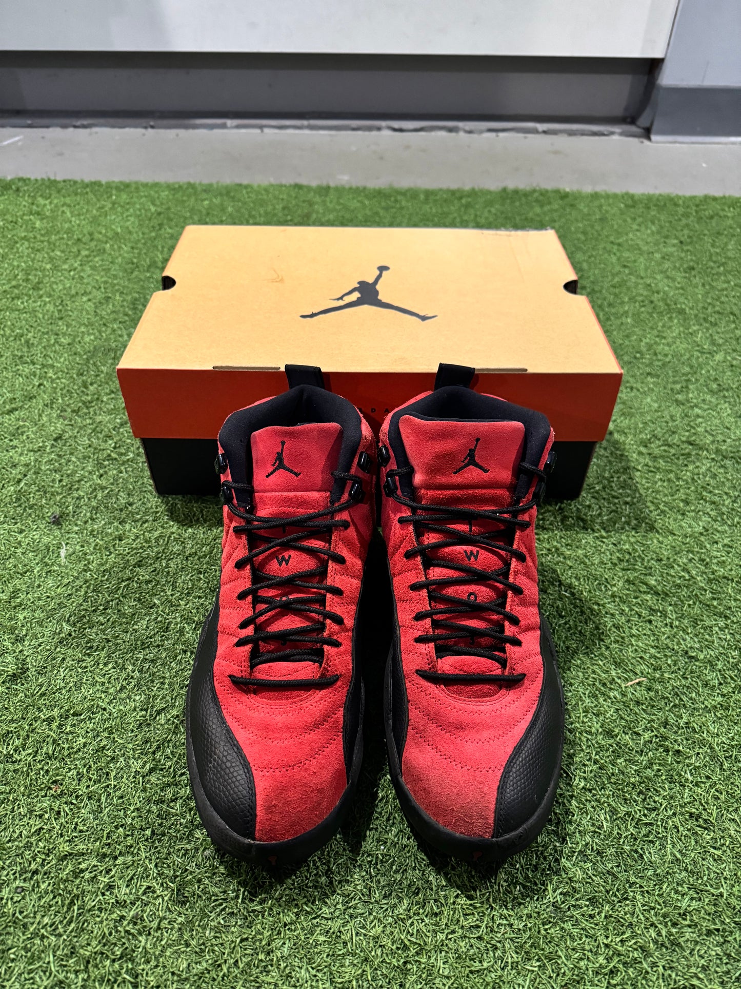 Jordan 12 Reverse Flu Game (11)