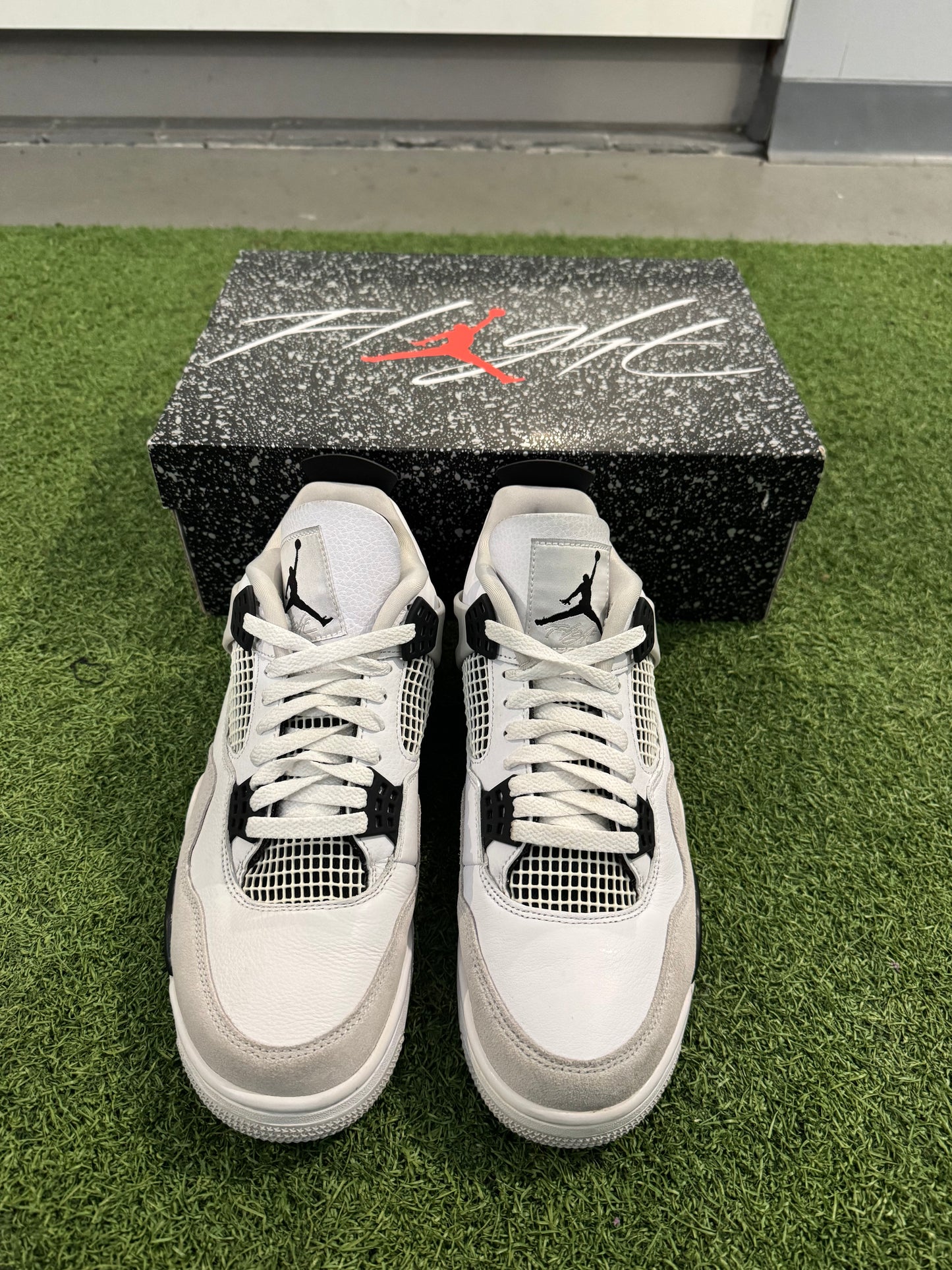 Jordan 4 Military Black (9.5)