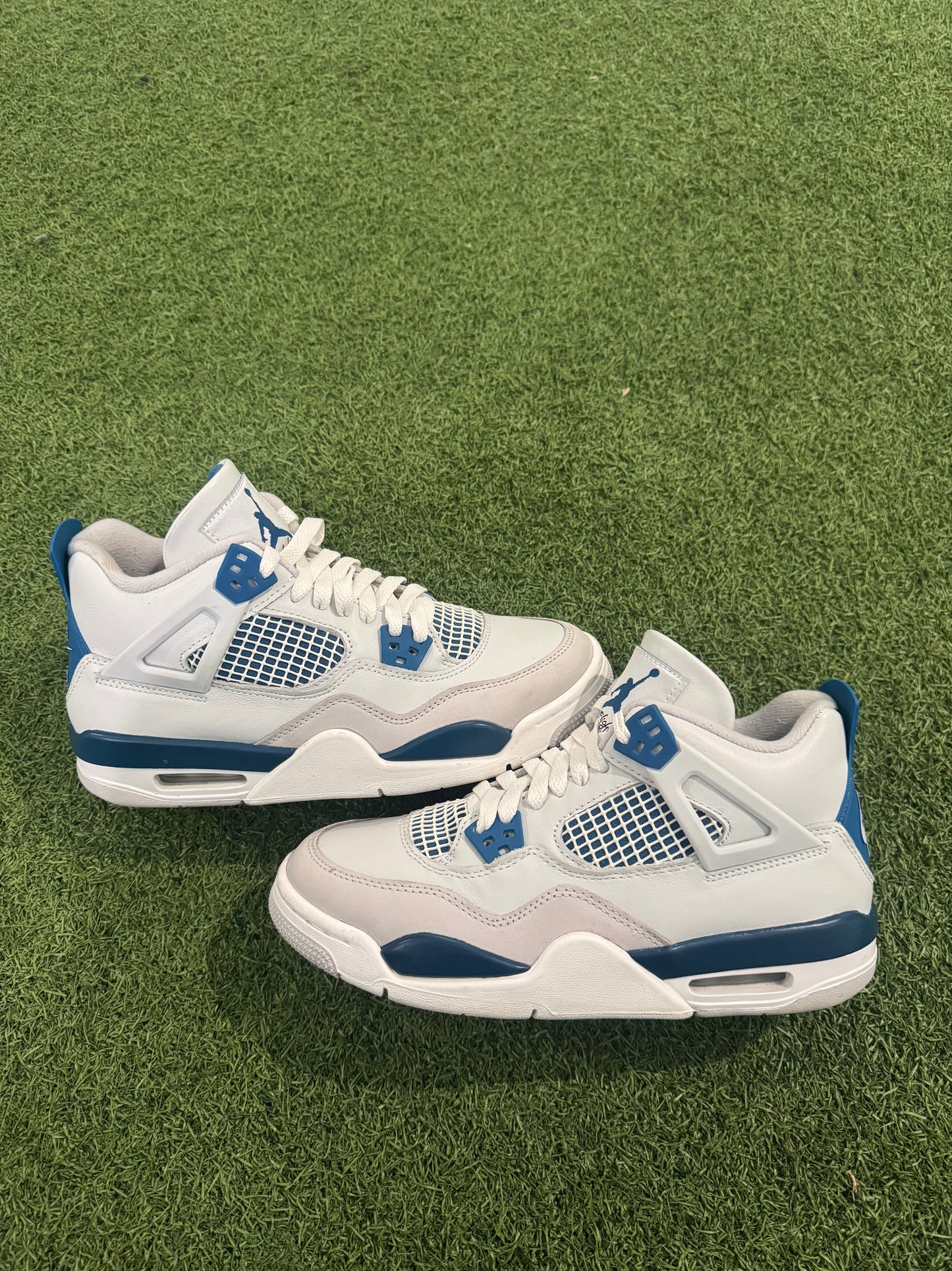 Jordan 4 Military Blue (6.5Y)