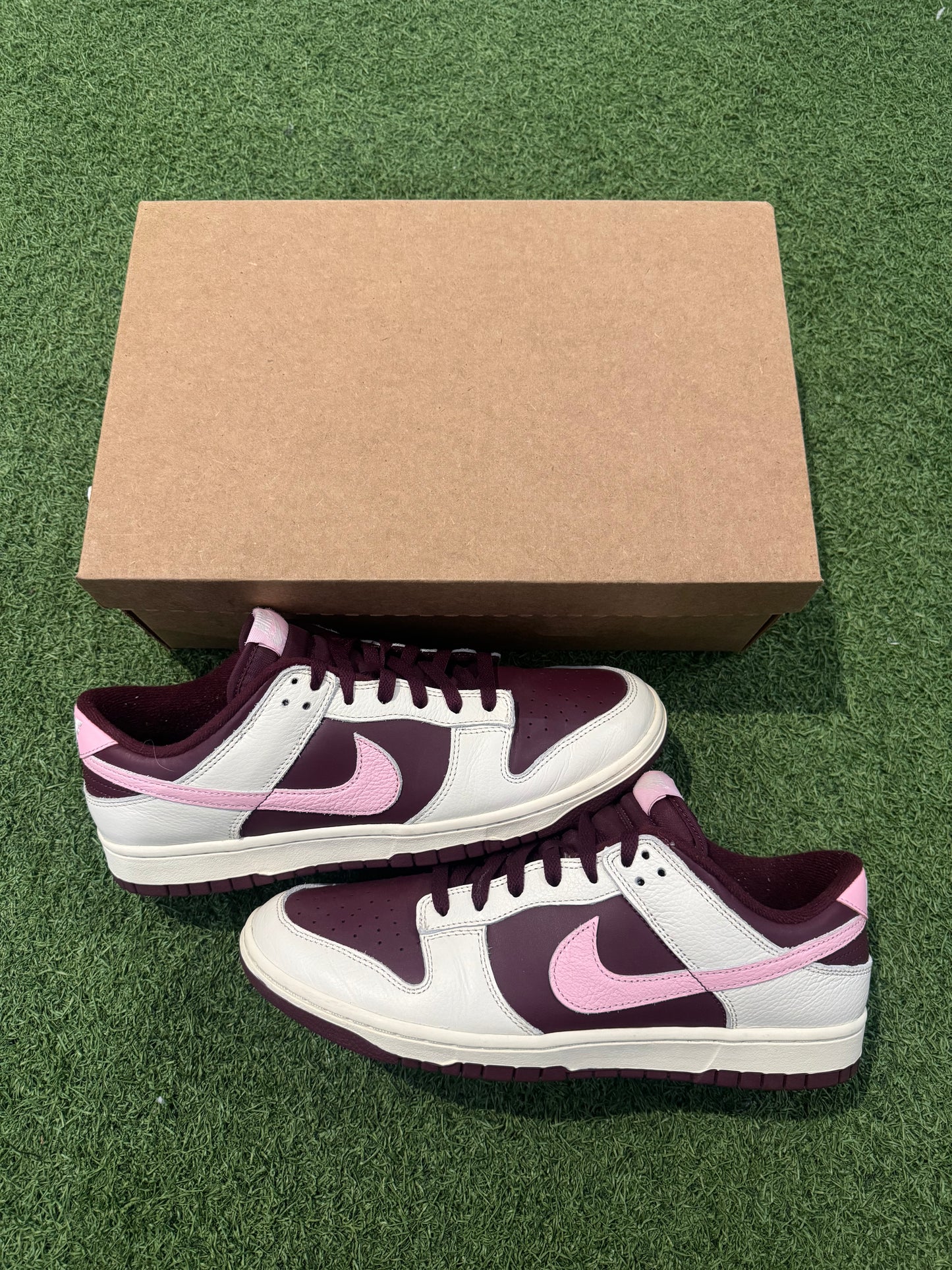Dunk Low Valentines Day (10.5)