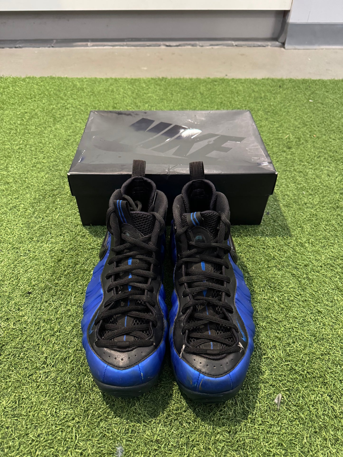 Nike Foamposite Hyper Cobalt (10.5)