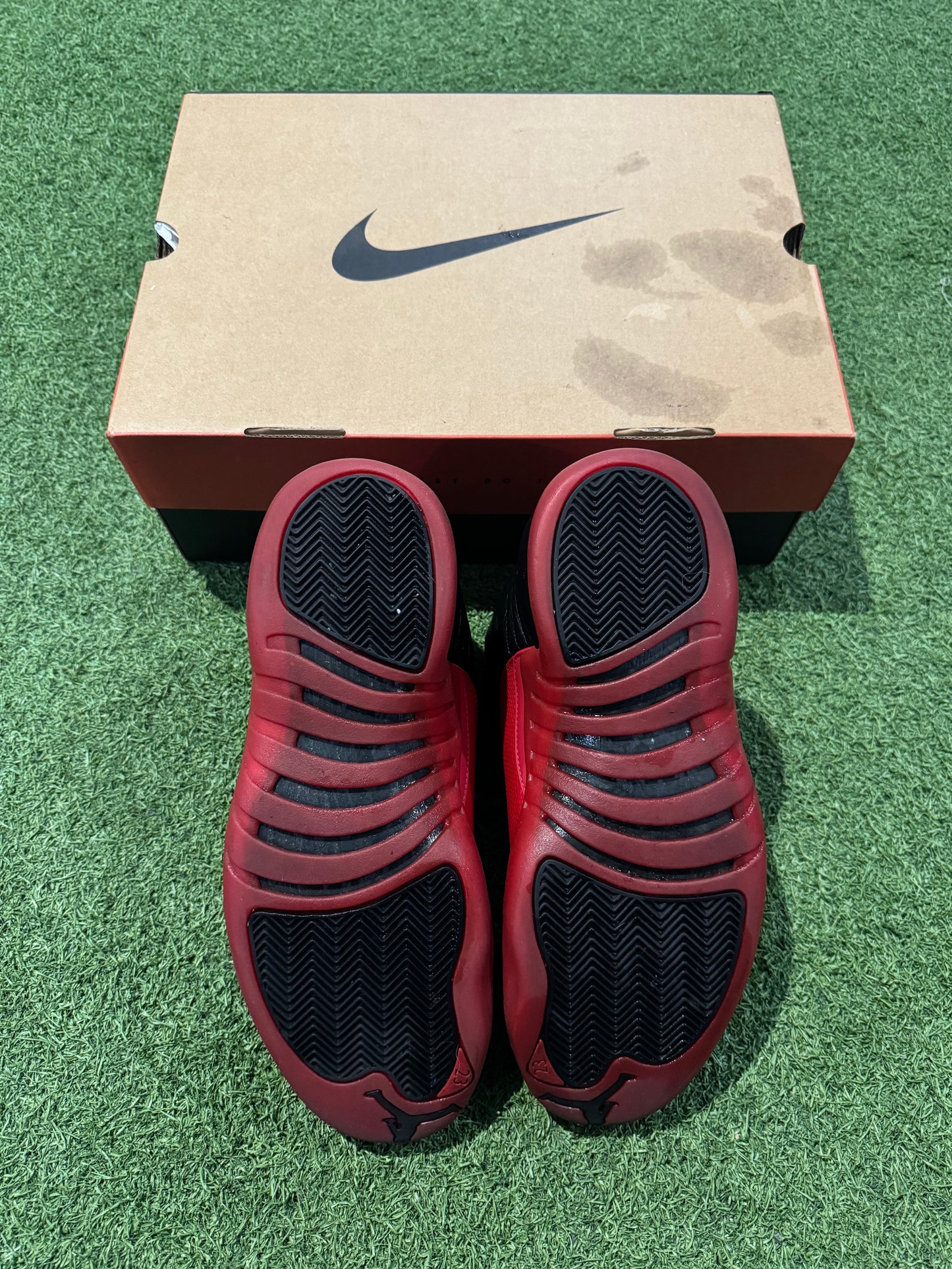 Jordan 12 Flu Game (11)