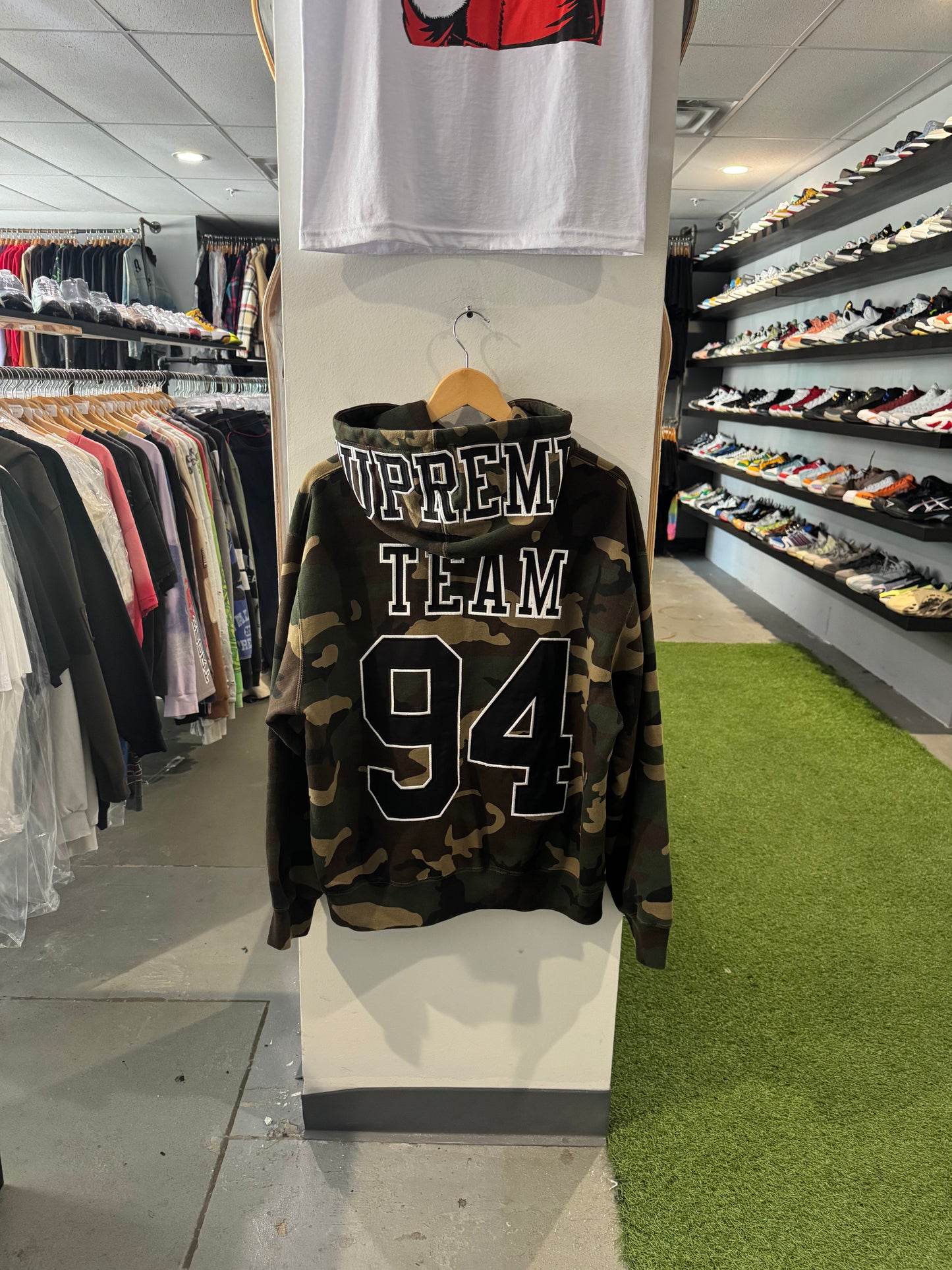 Supreme Team 94 Camo Hoodie (M)