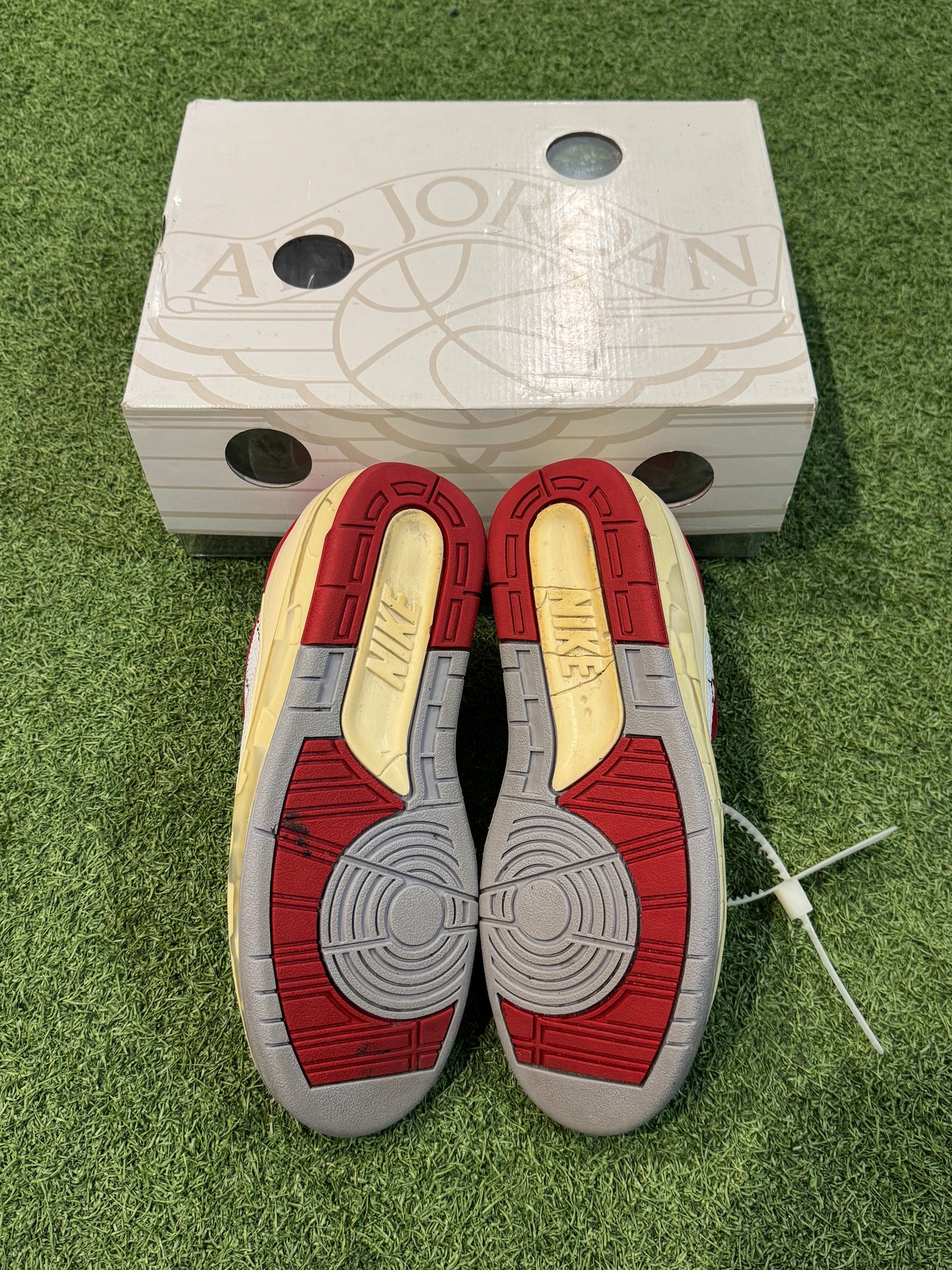 Jordan 2 Off-White Chicago (7)