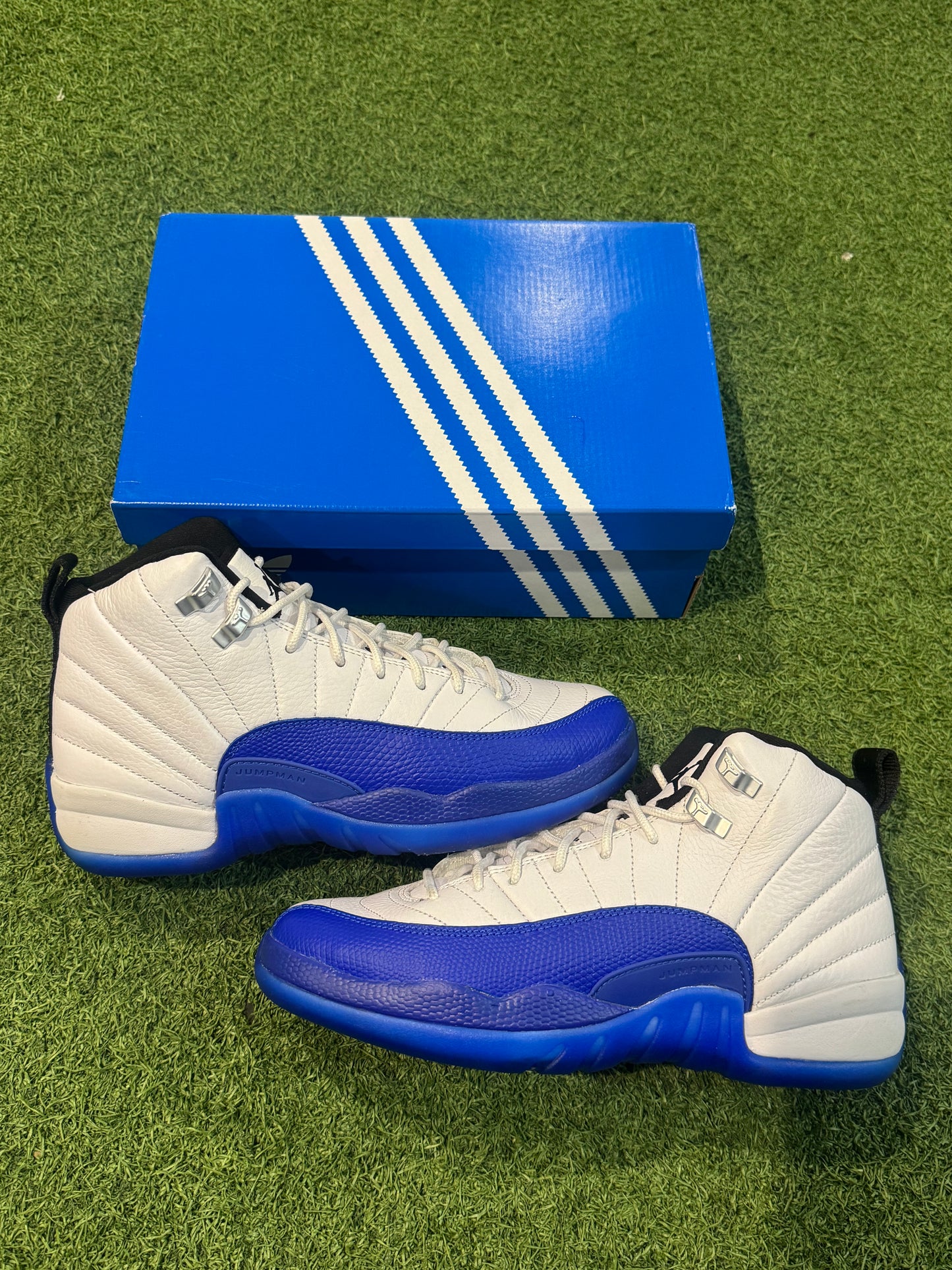 Jordan 12 Blueberry (6.5Y)