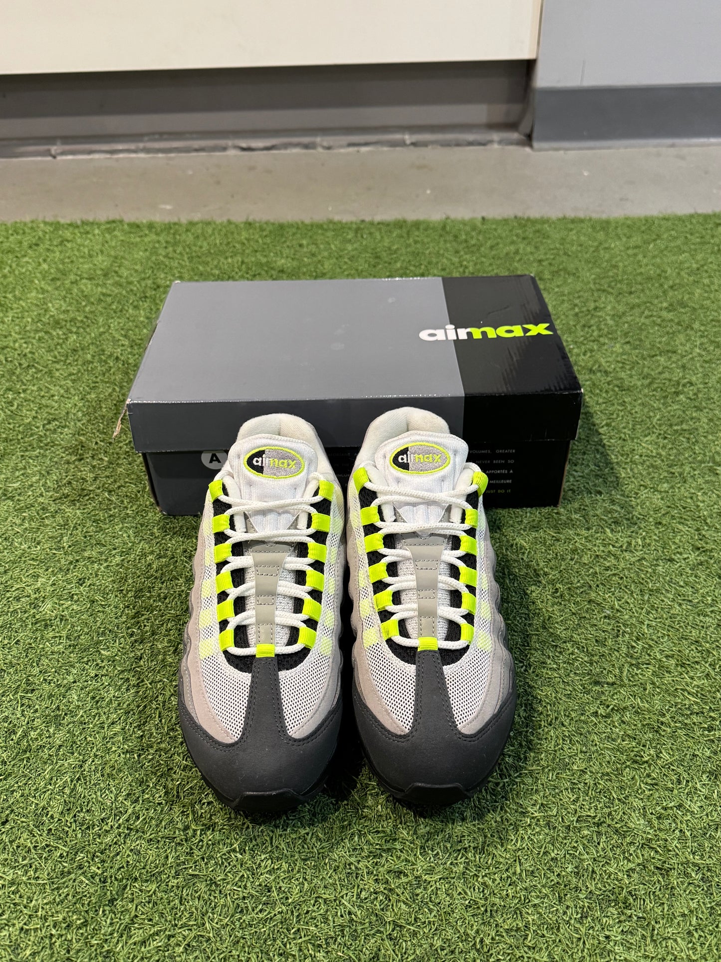 Air Max 95 Big Bubble Neon (8W)