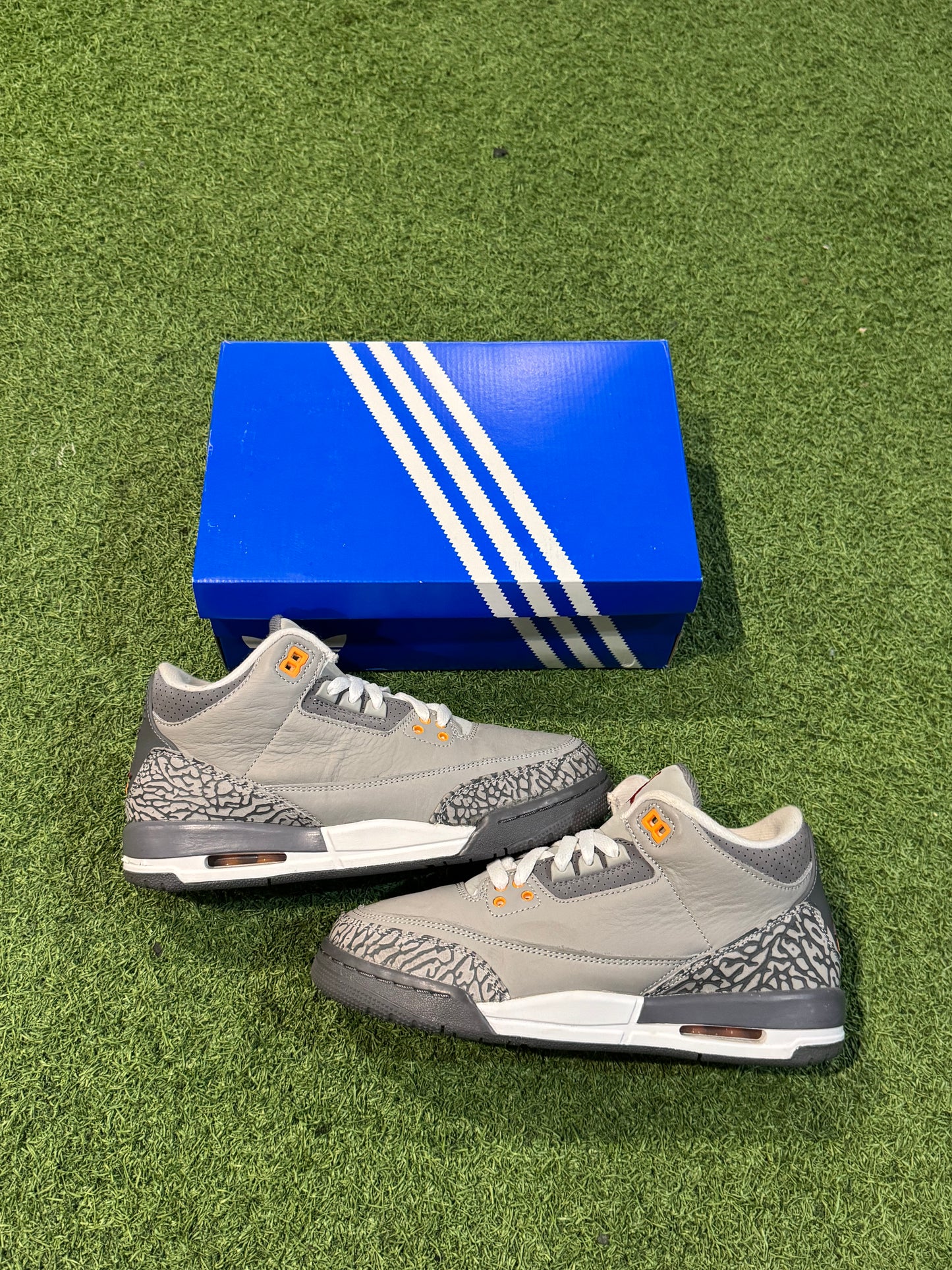 Jordan 3 Cool Grey (7Y)
