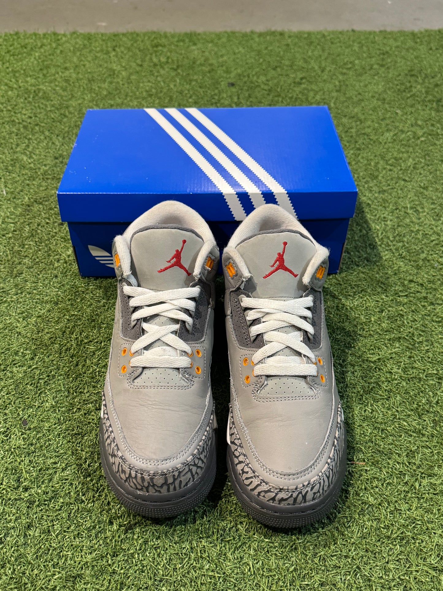 Jordan 3 Cool Grey (7Y)