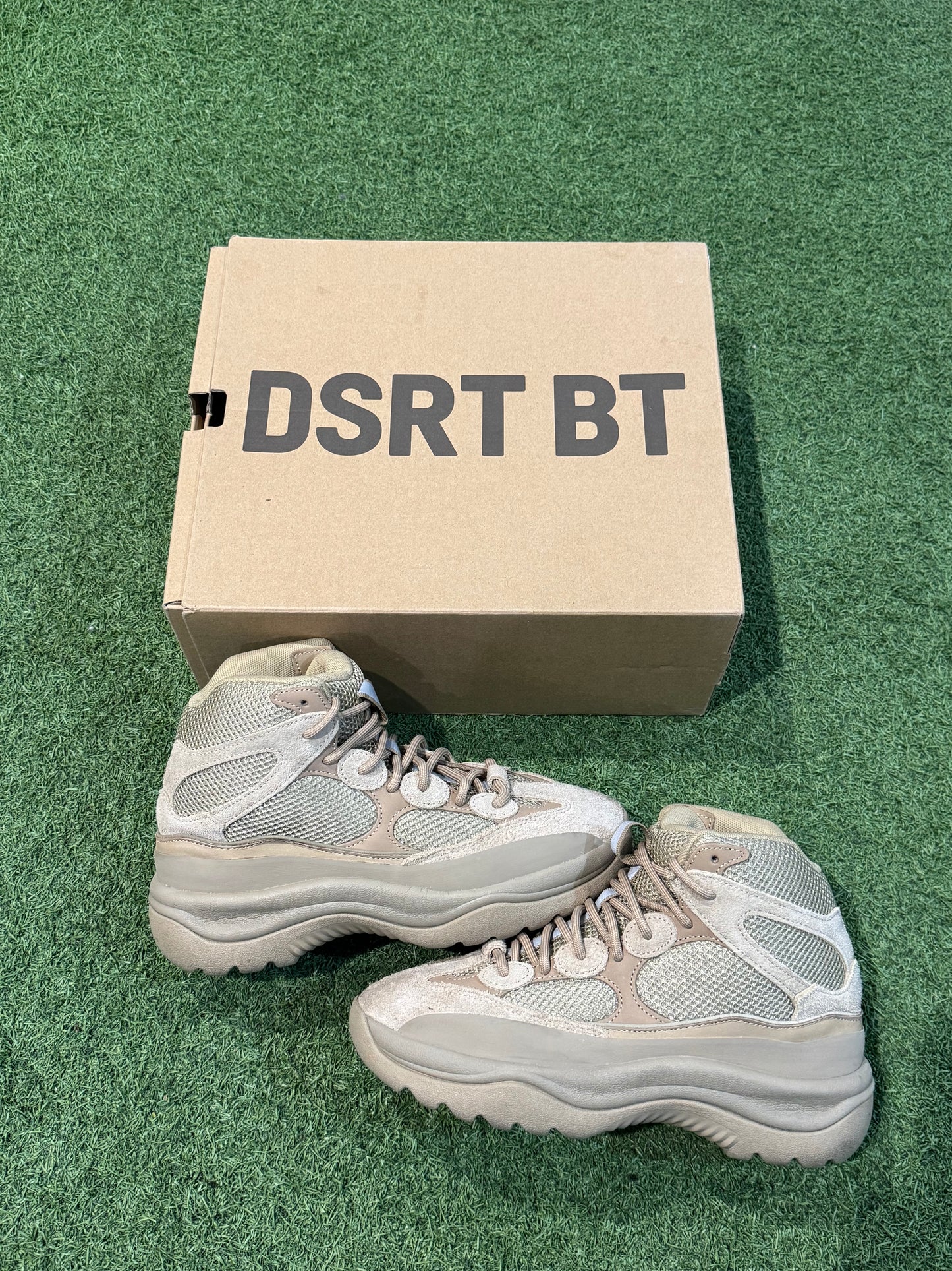 Yeezy Desert Boot Rock (7.5)