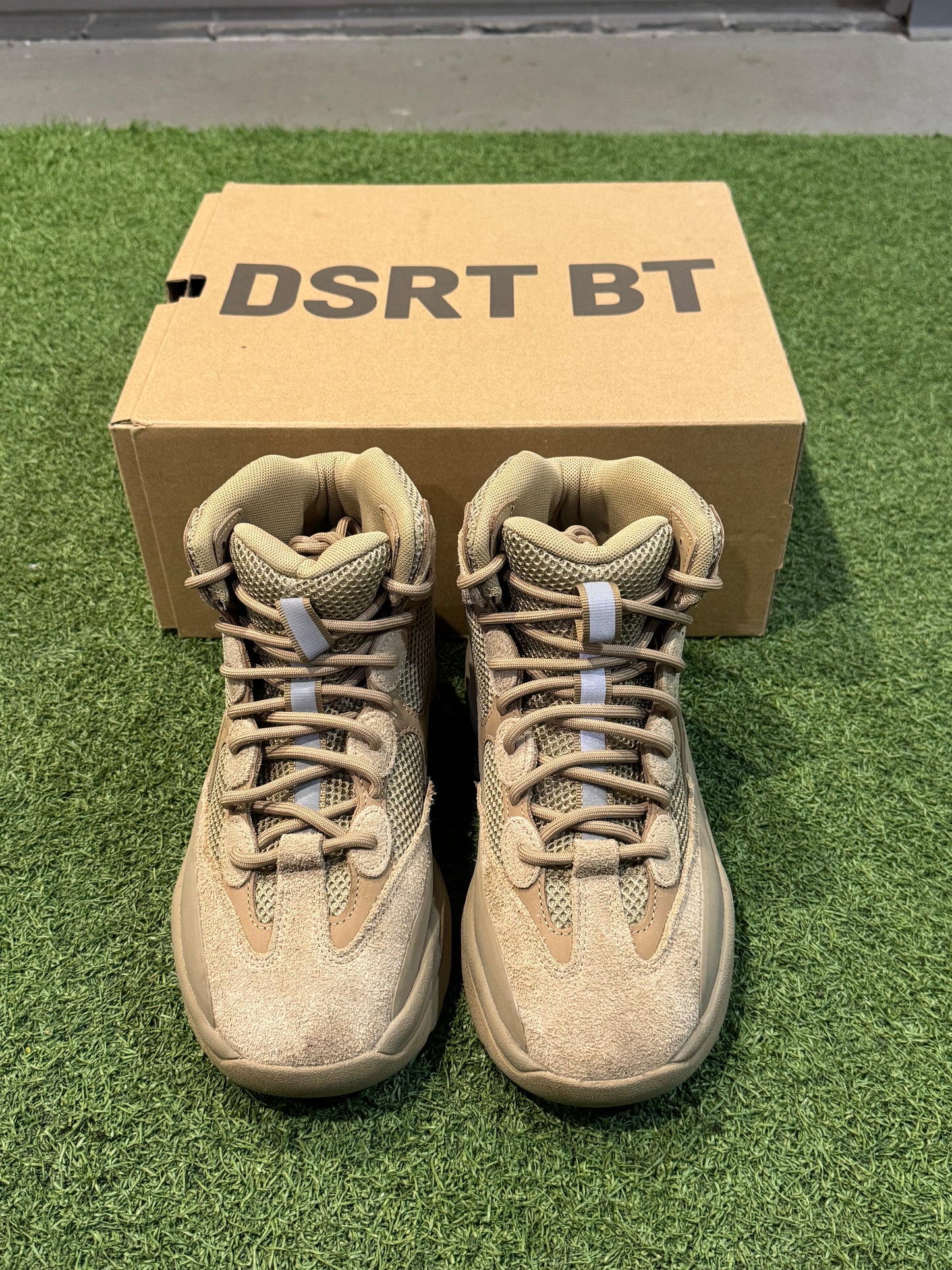 Yeezy Desert Boot Rock (7.5)