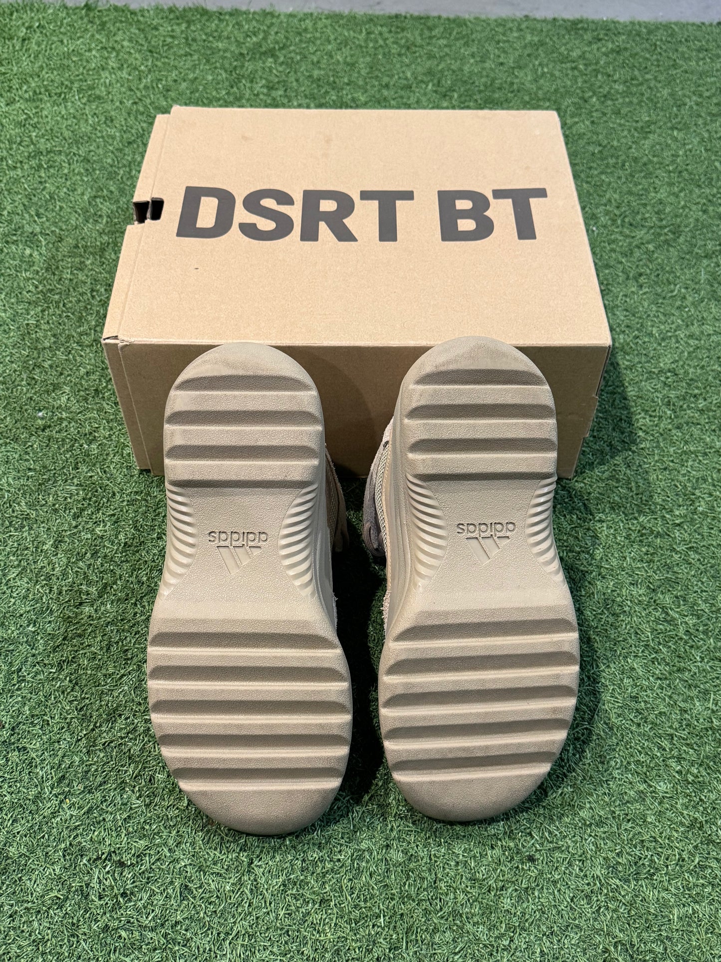 Yeezy Desert Boot Rock (7.5)