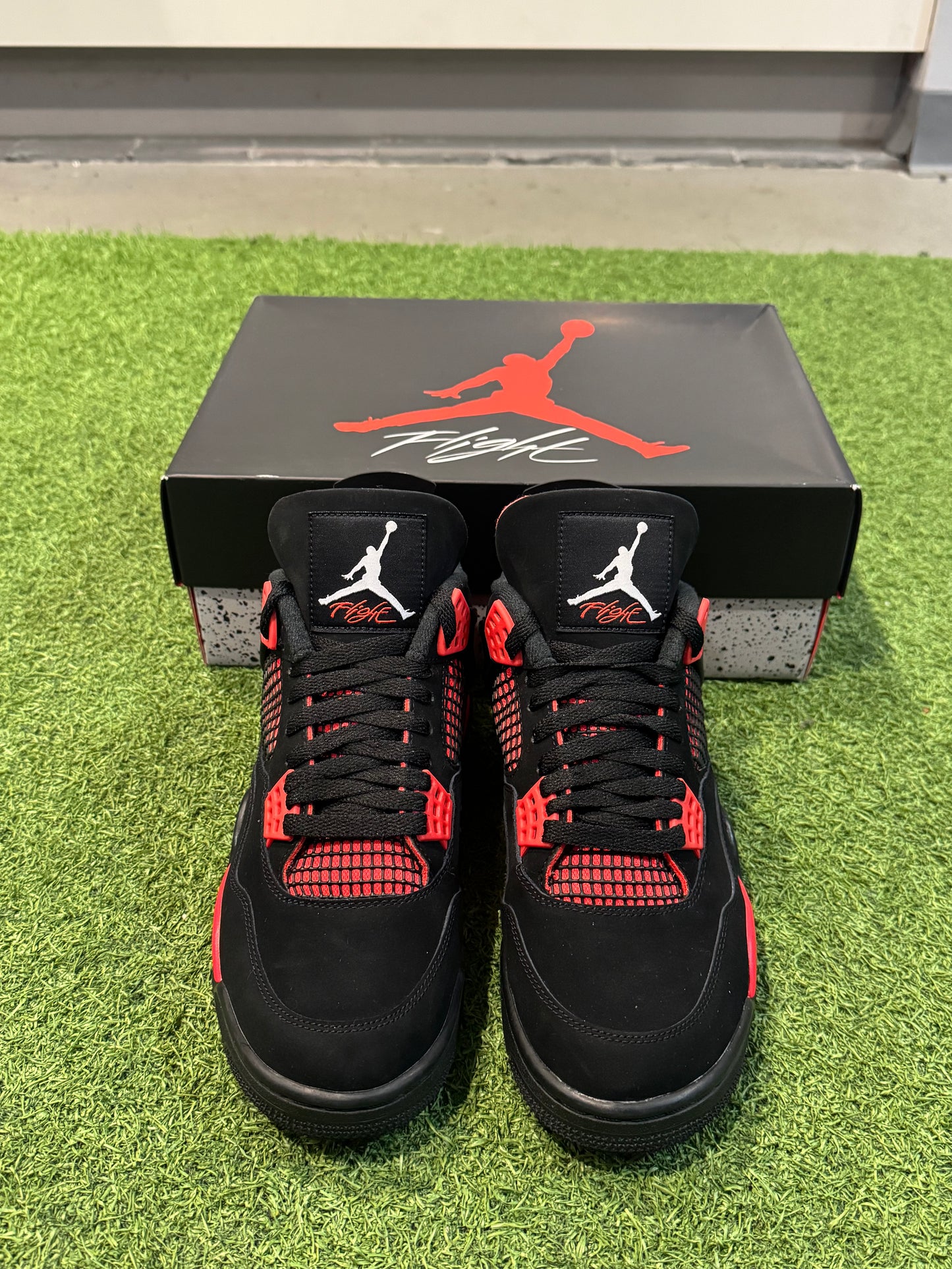 Jordan 4 Red Thunder (9)