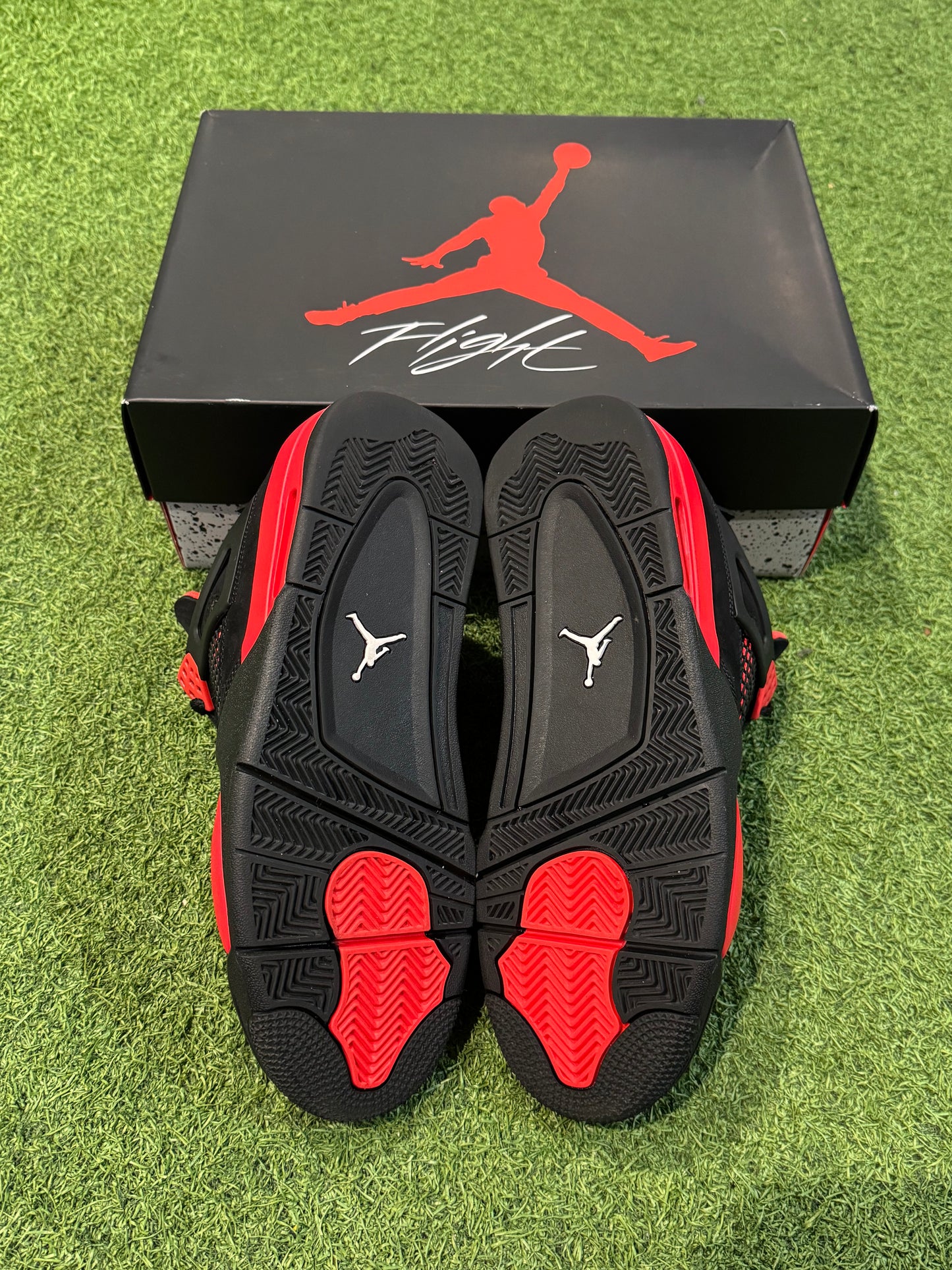 Jordan 4 Red Thunder (9)