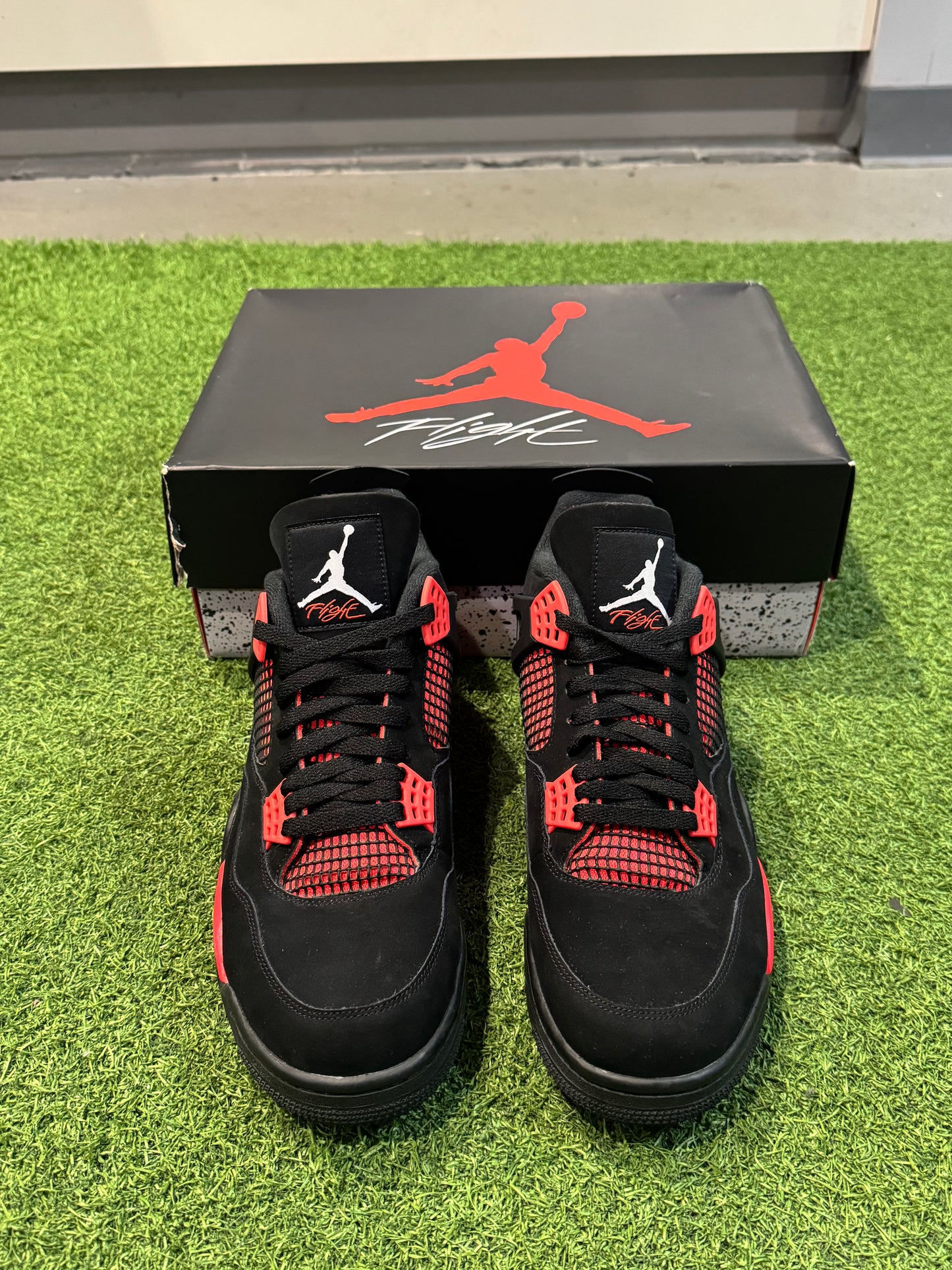 Jordan 4 Red Thunder (12)