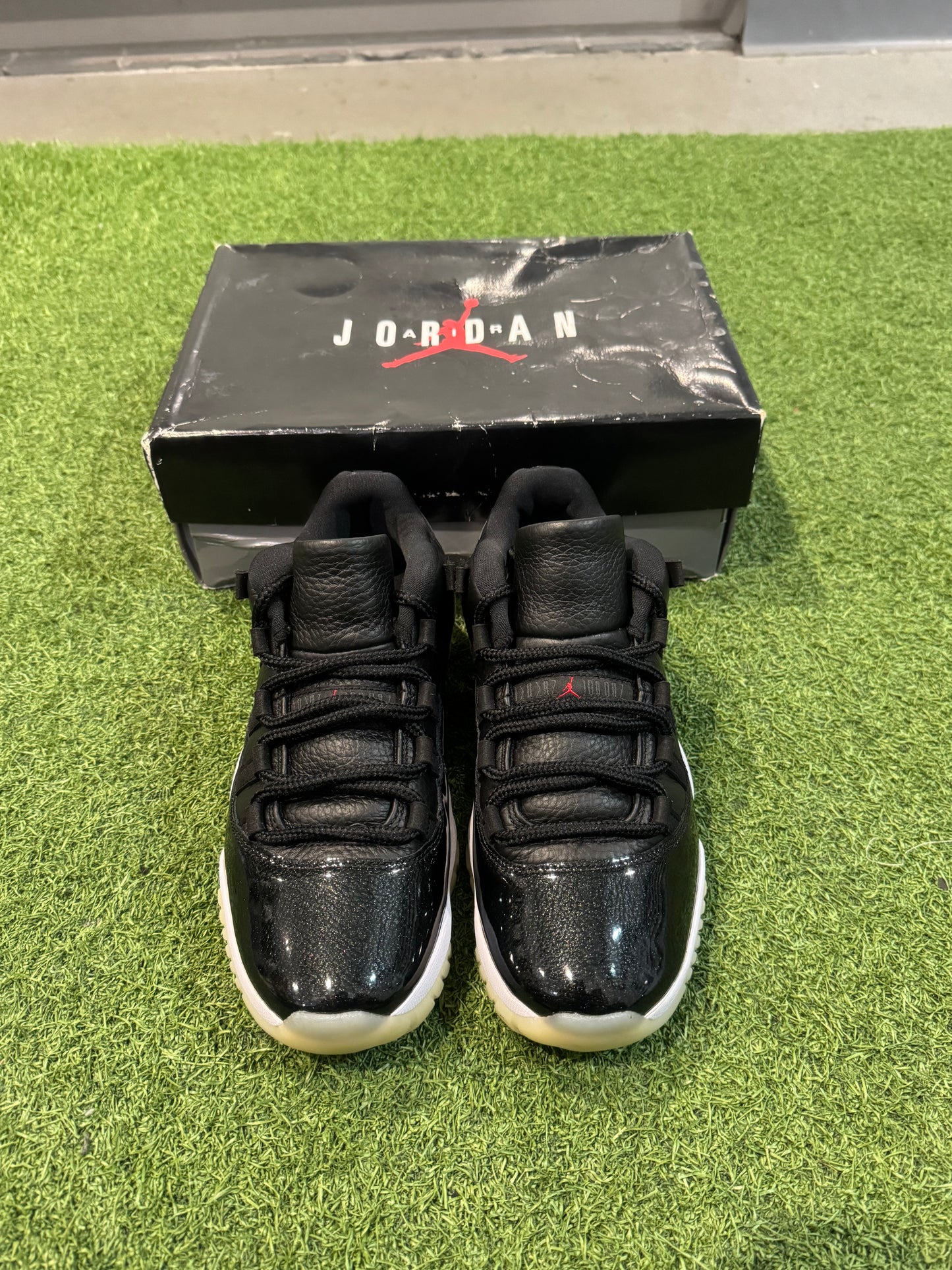 Jordan 11 Low 72-10 (8)