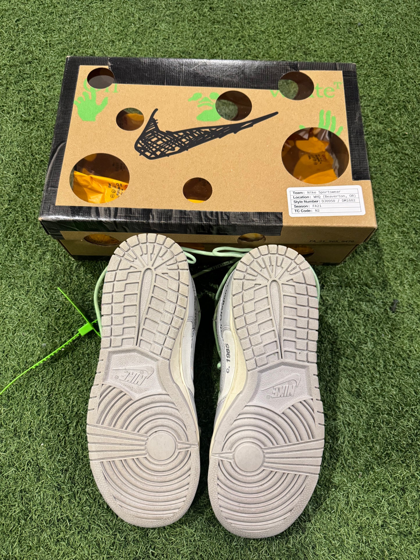Dunk Low Off-White Lot 7 (8)