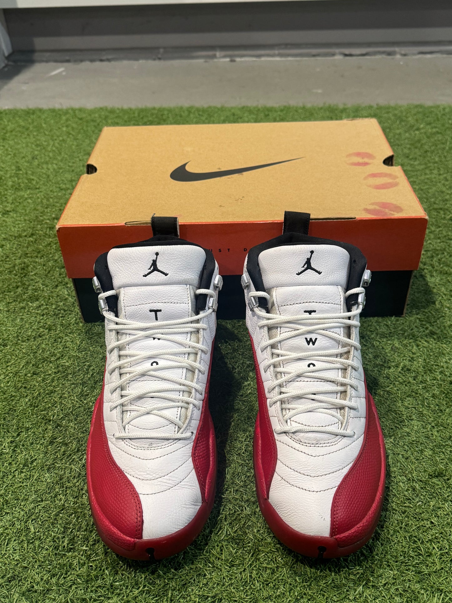 Jordan 12 Cherry (10)