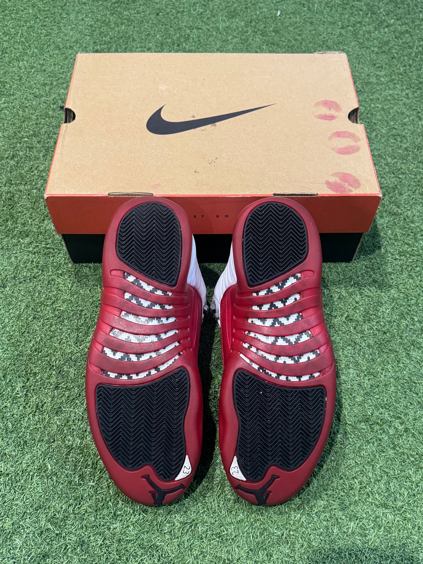 Jordan 12 Cherry (10)