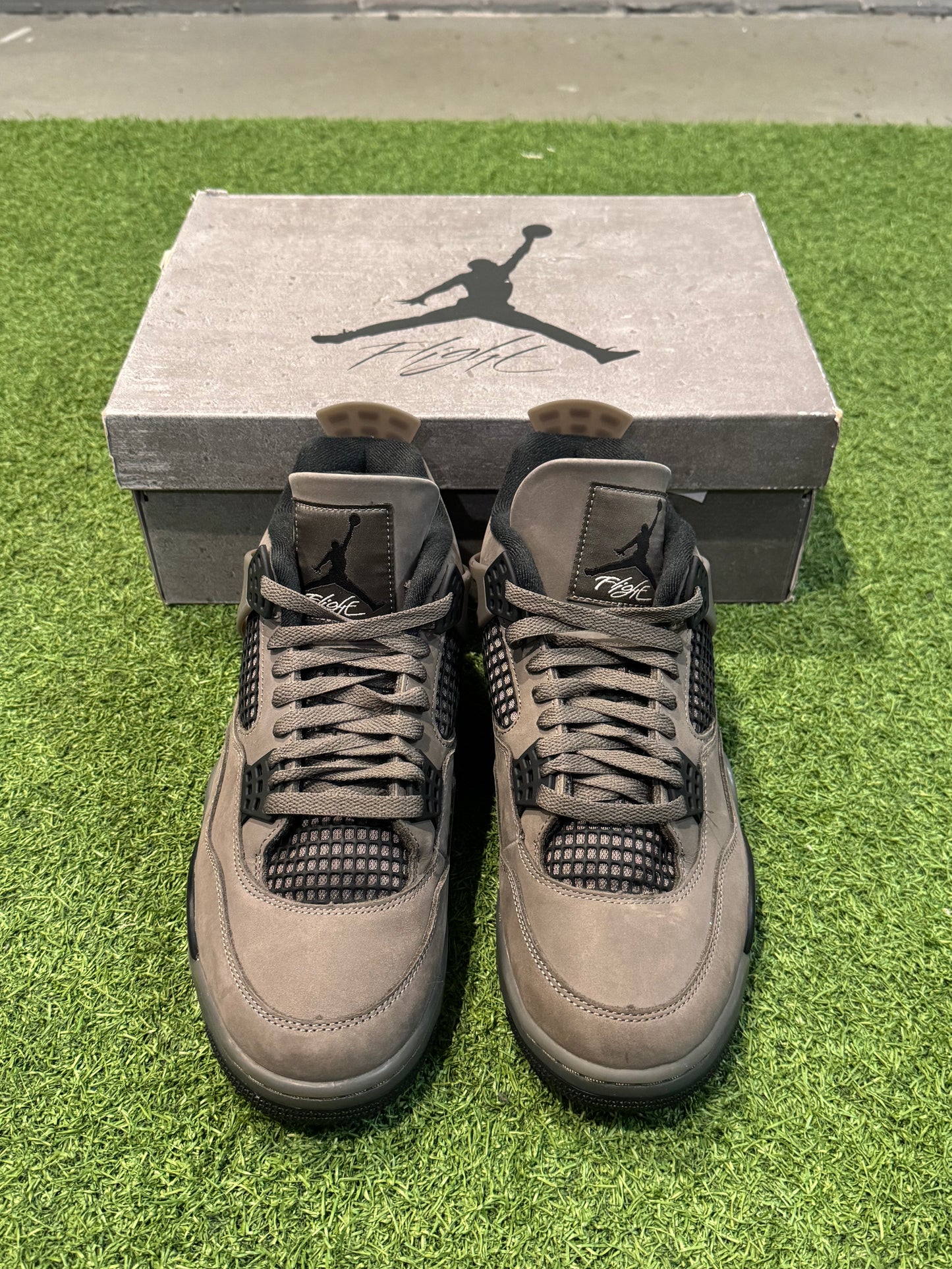 Jordan 4 Cave Stone (10)