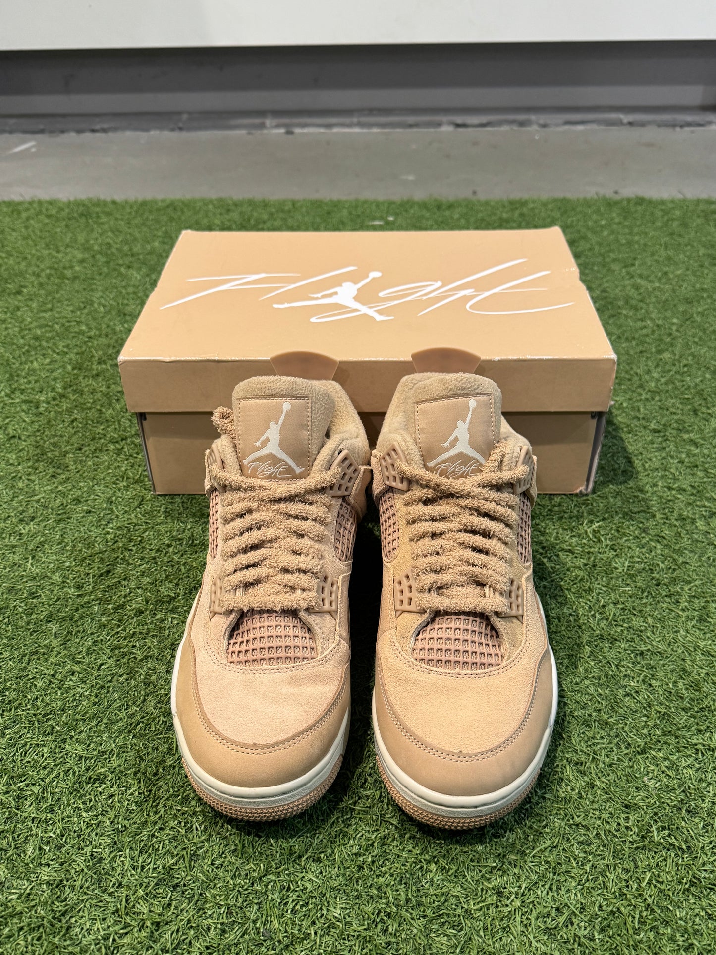 Jordan 4 Cozy Girl (9.5W)