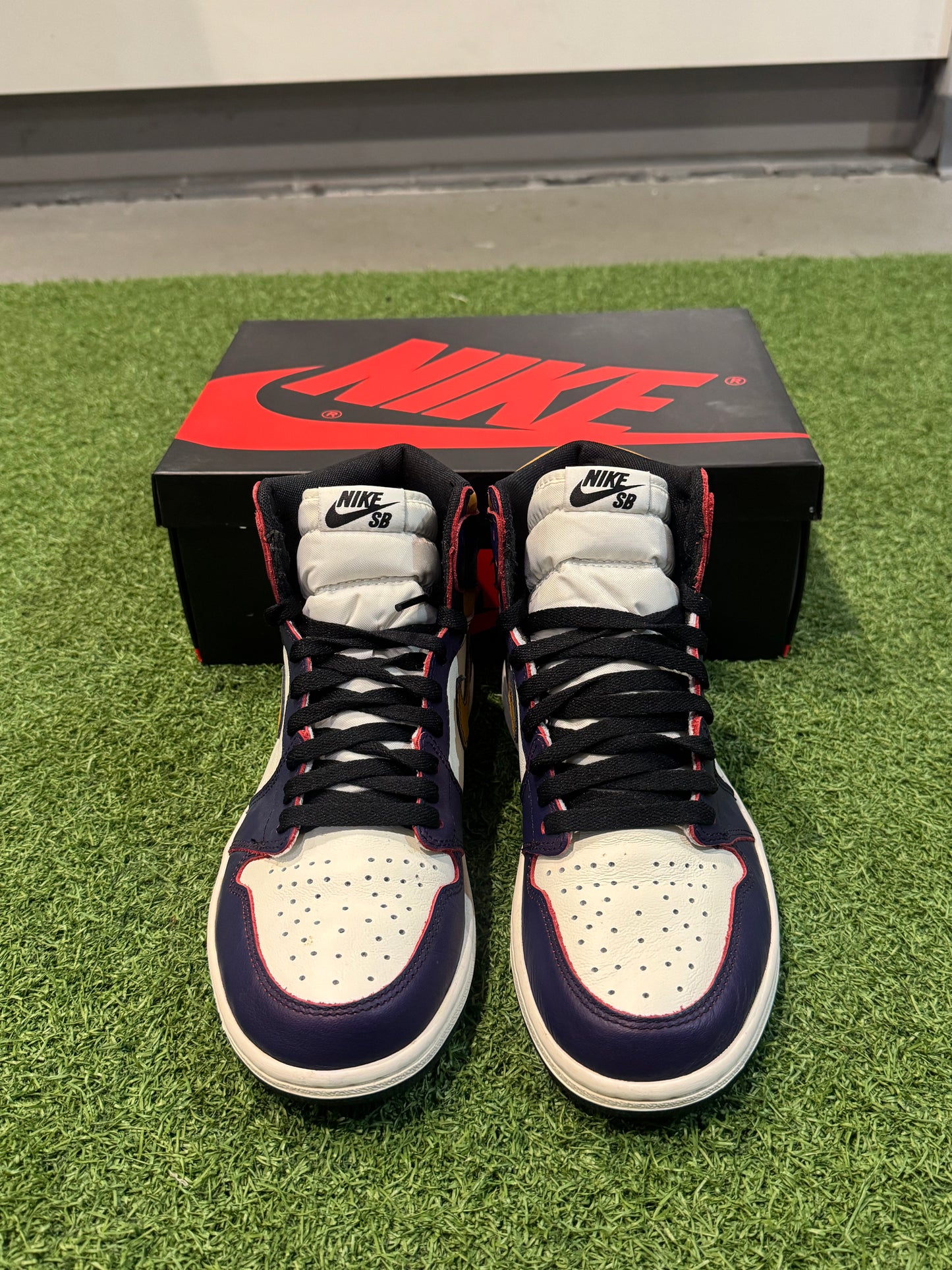 Jordan 1 SB LA To Chicago (8)