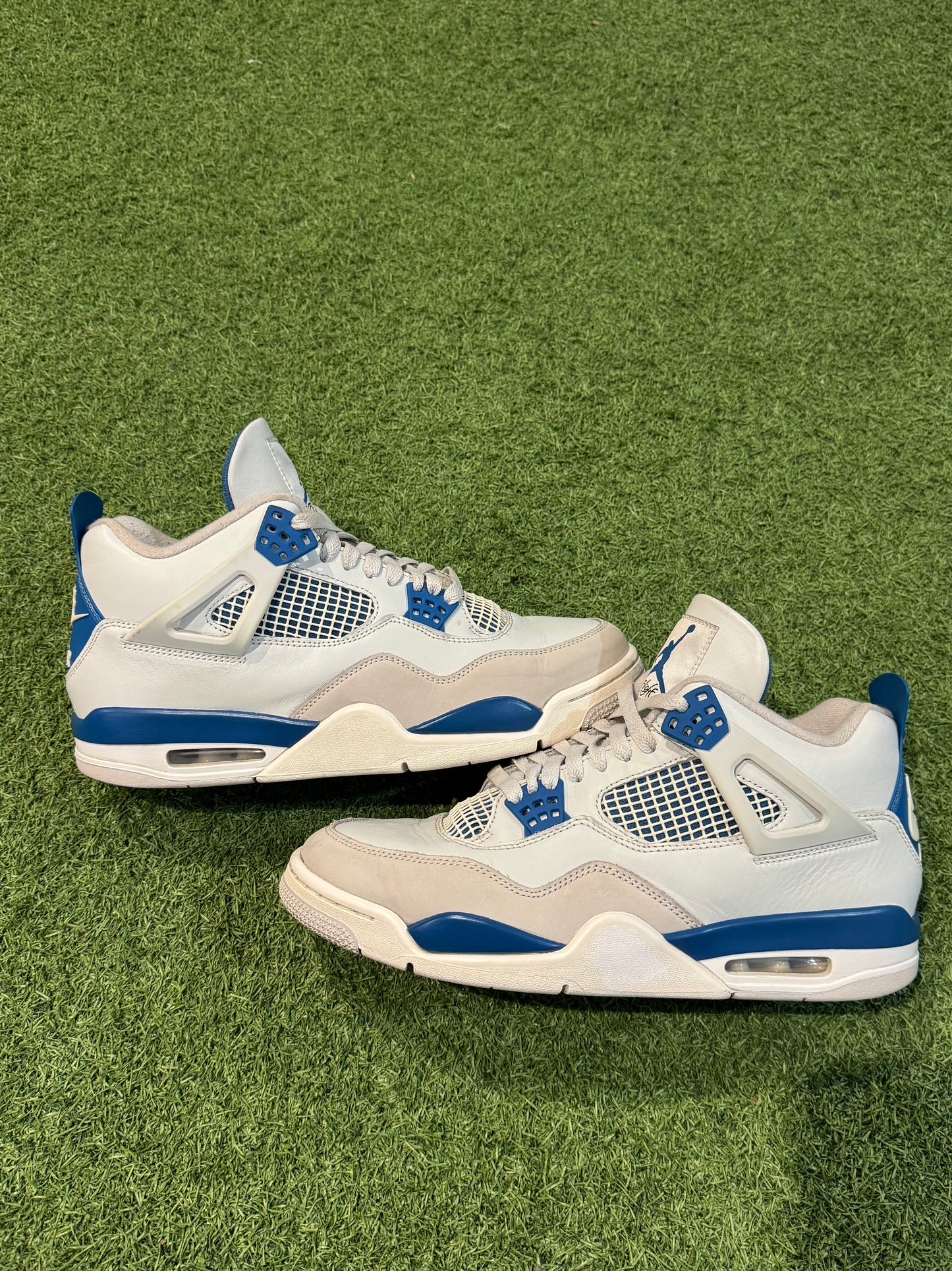 Jordan 4 Military Blue (11)