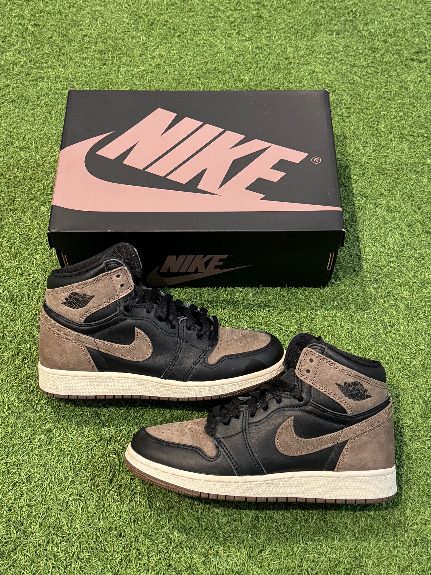 Jordan 1 Palomino (5.5Y)