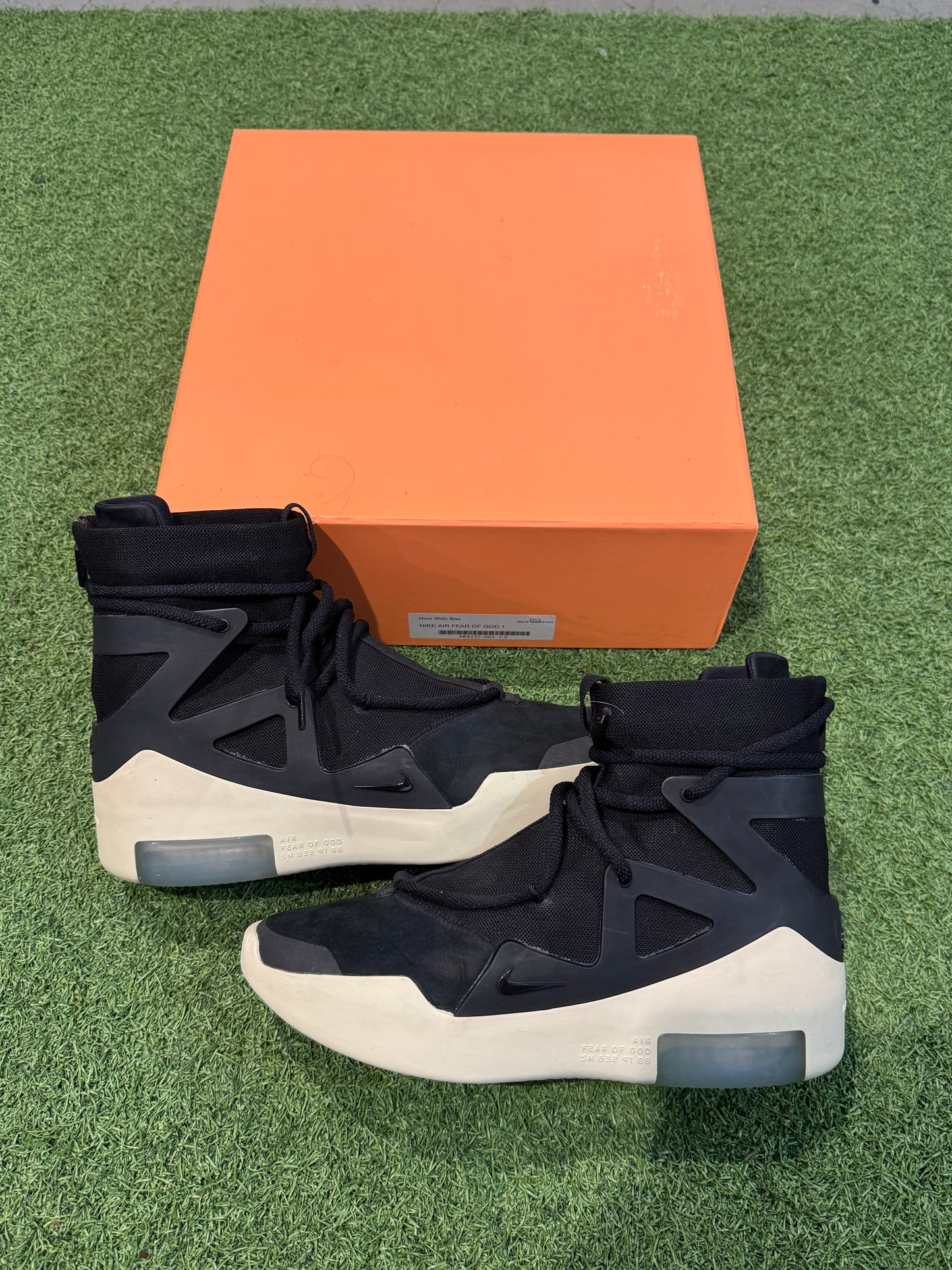 Nike Fear Of God 1 Black (7.5)
