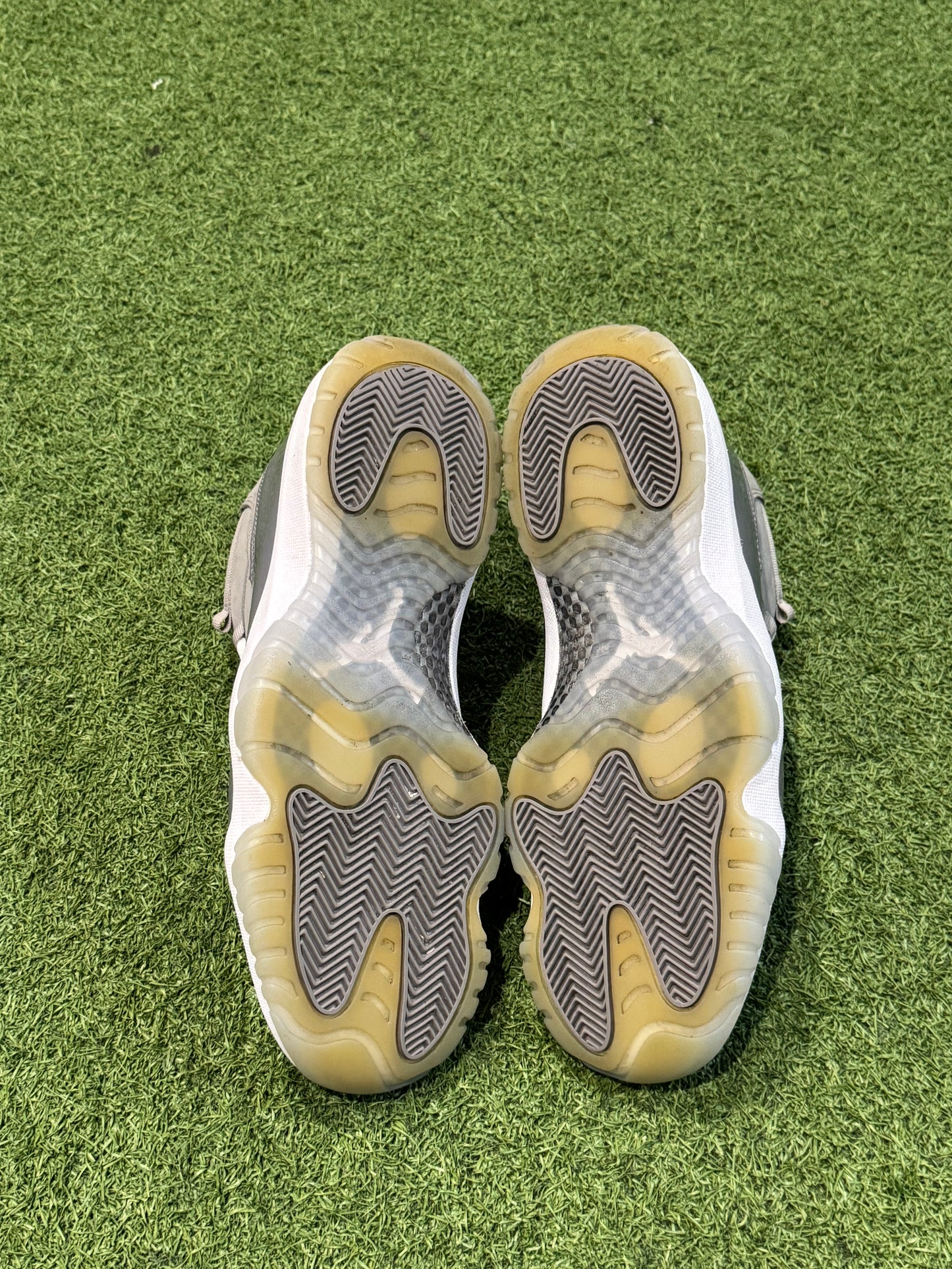 Jordan 11 Cool Grey (10.5)