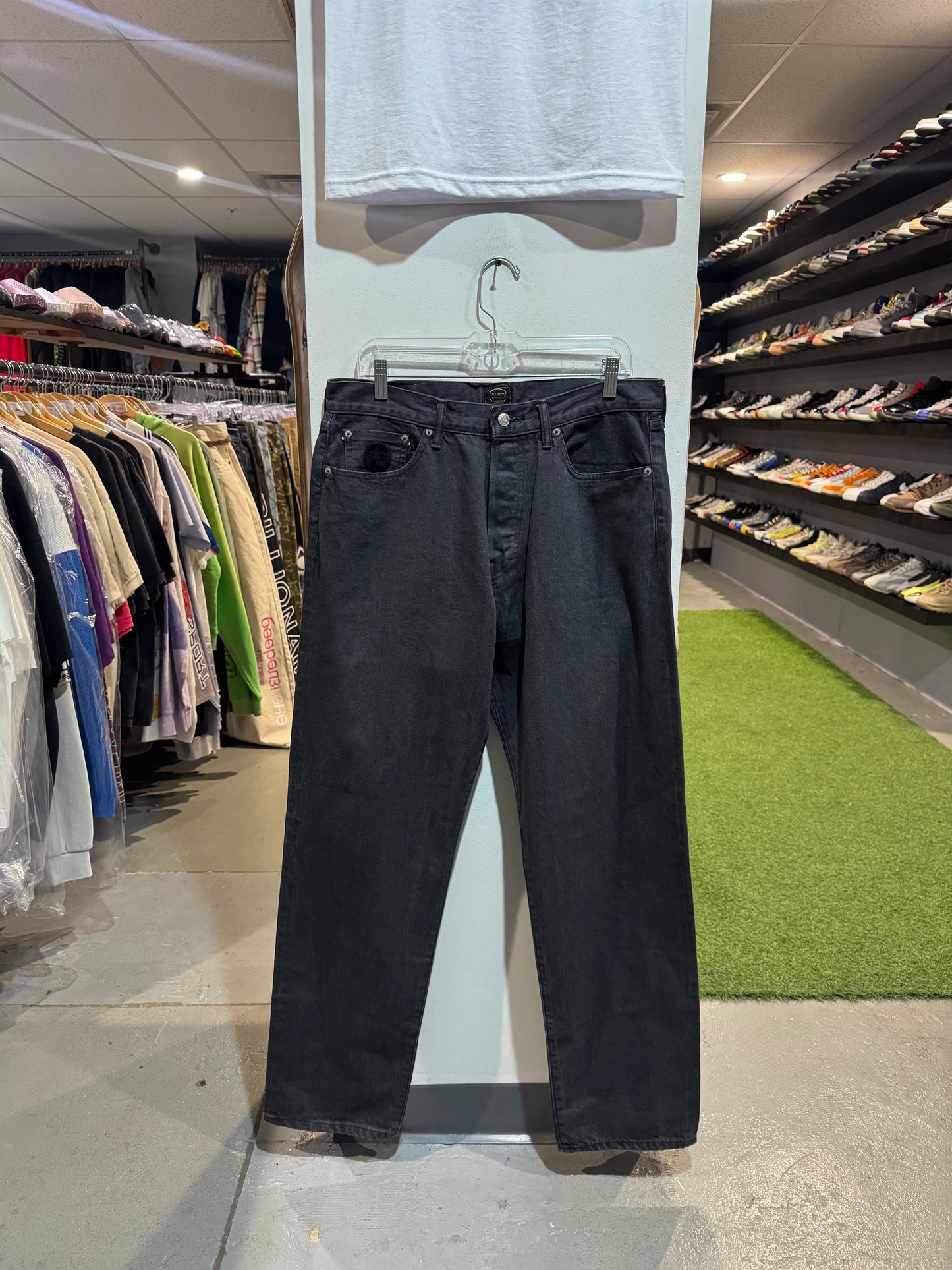 Vandy The Pink Logo Jeans (32)