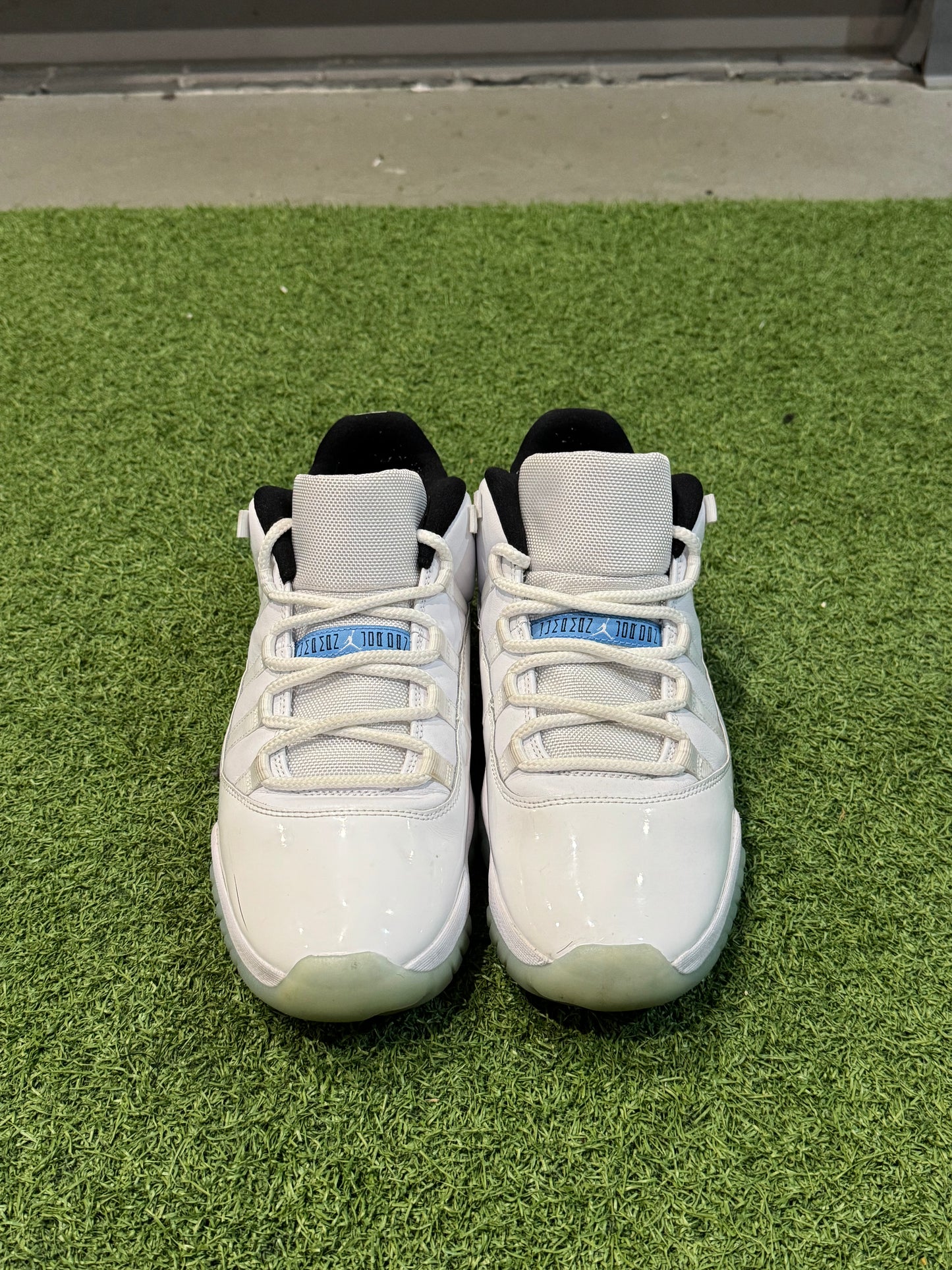 Jordan 11 Low Legend Blue (12)