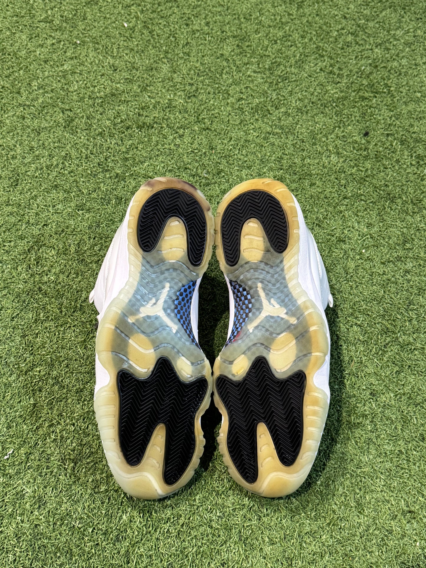Jordan 11 Low Legend Blue (12)