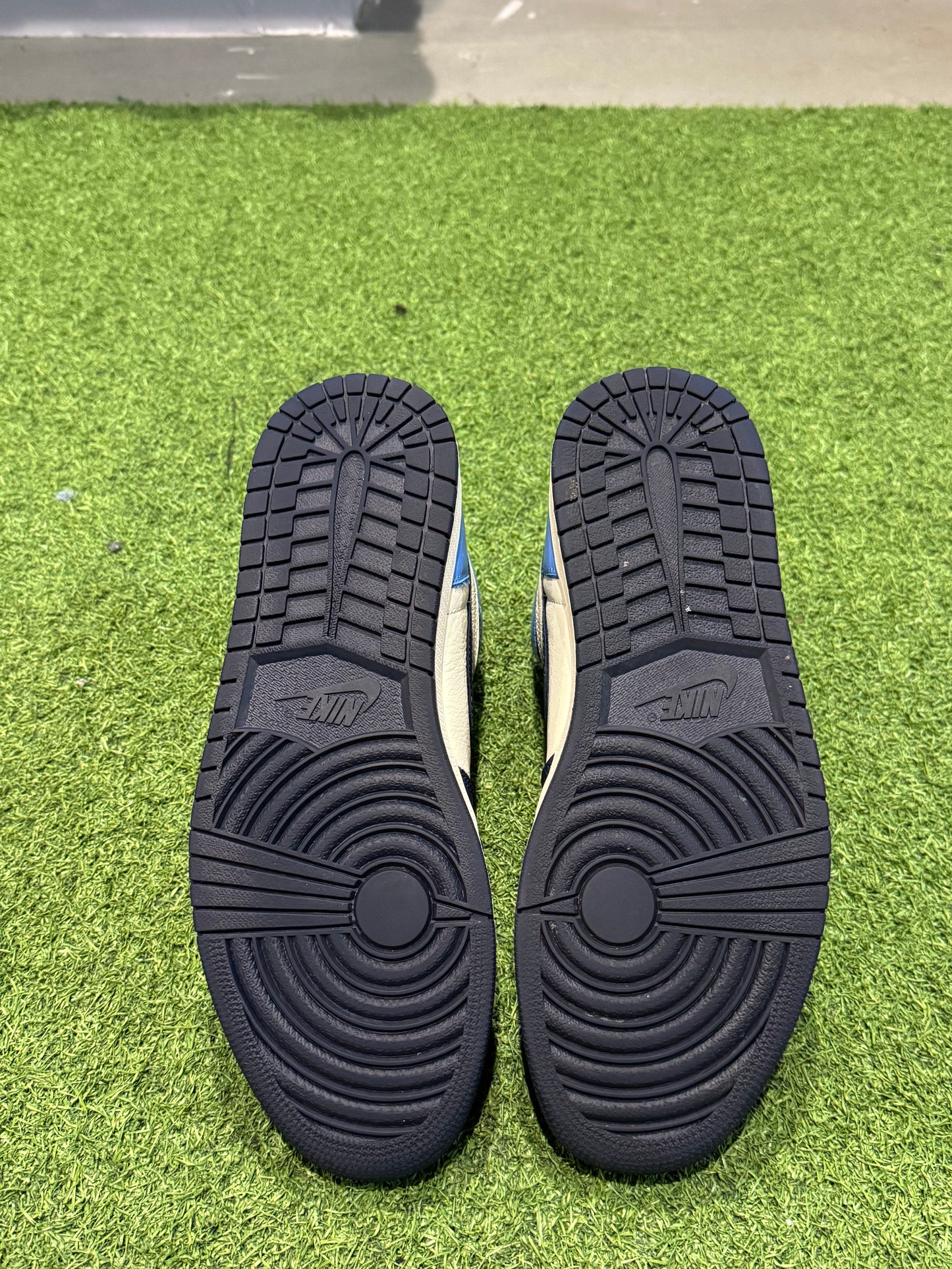 Jordan 1 Obsidian (11.5)