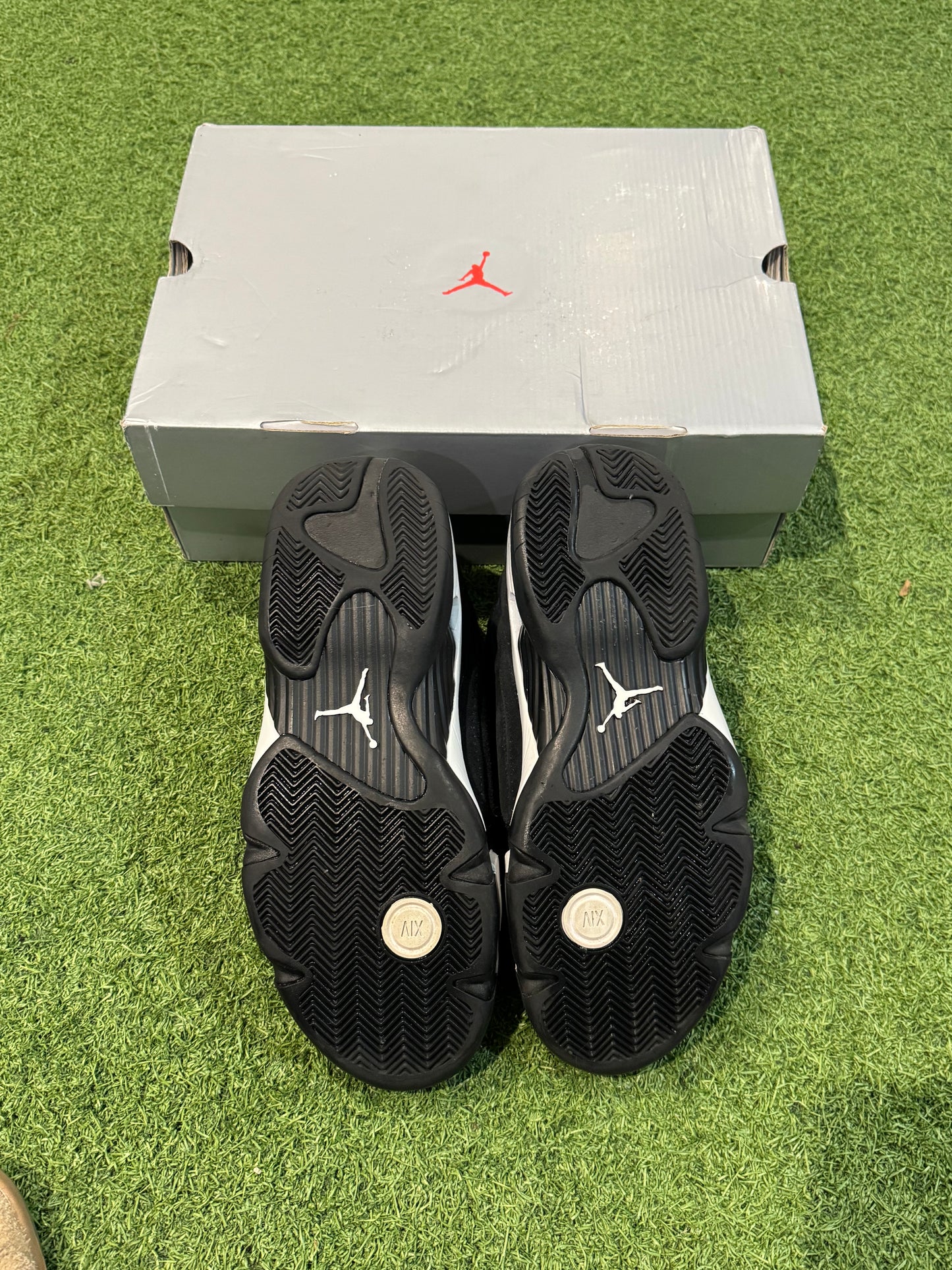 Jordan 14 Black/White (10)